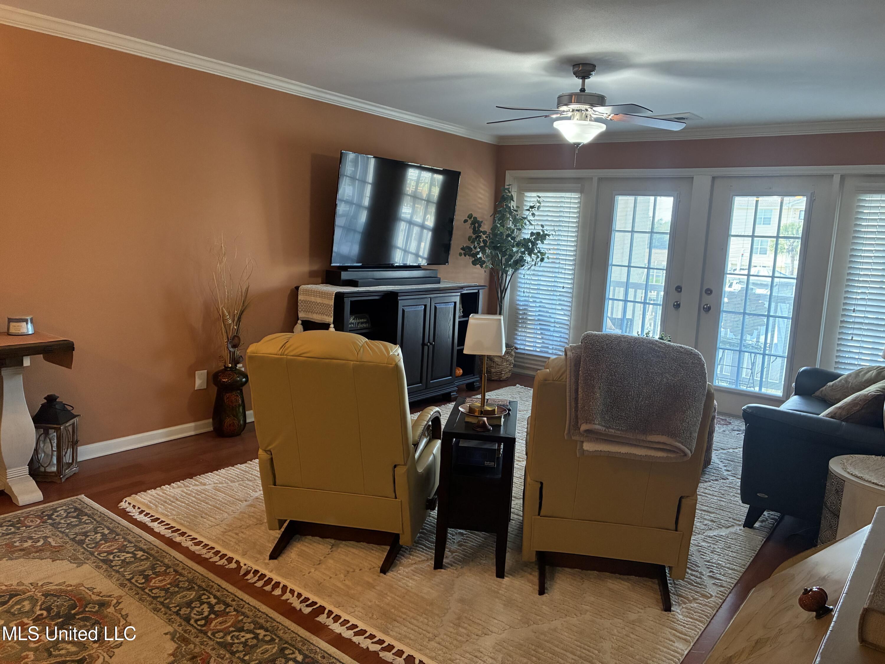 2421 Beachview Drive Property Photo 31