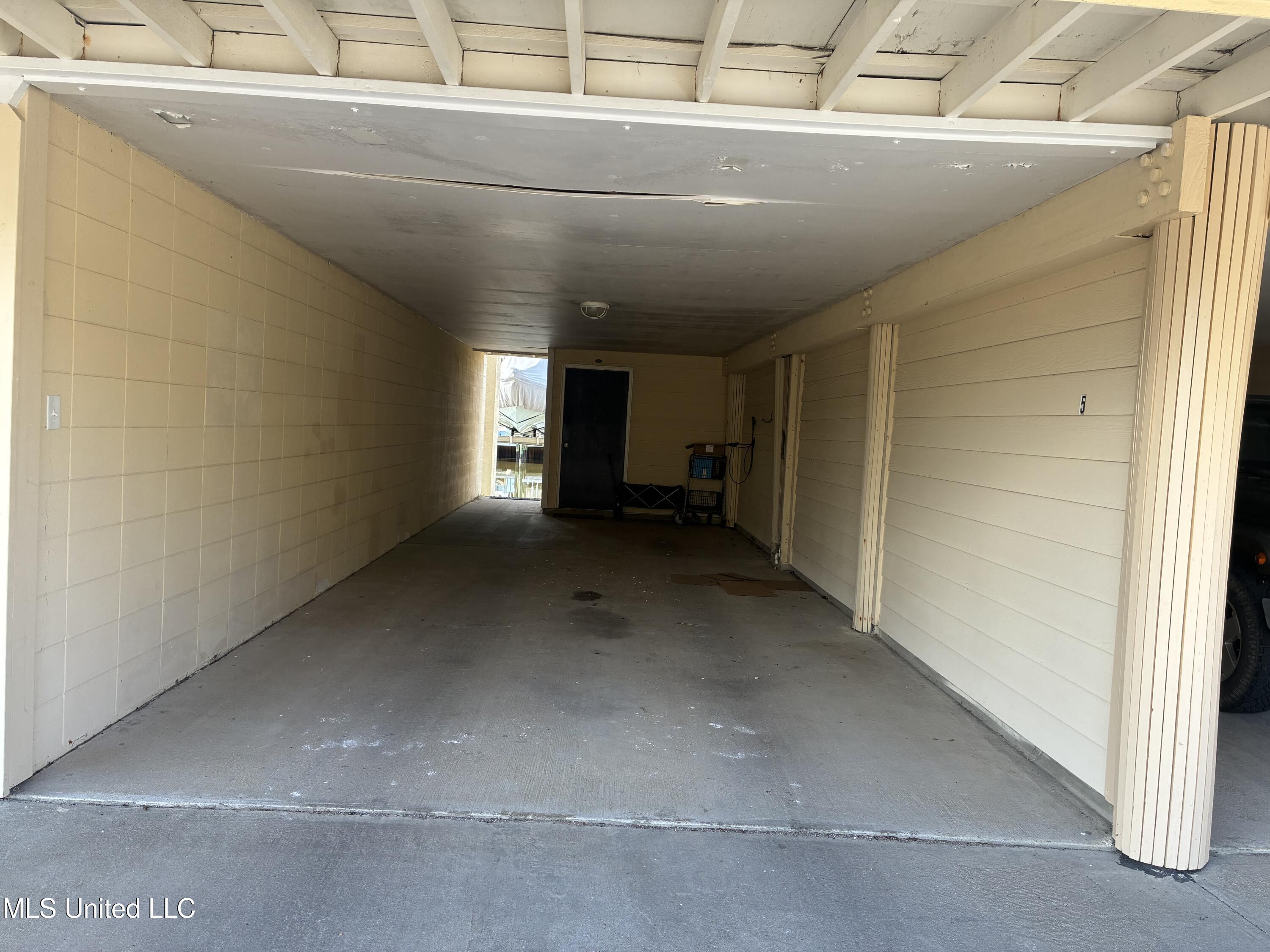 2421 Beachview Drive Property Photo 59