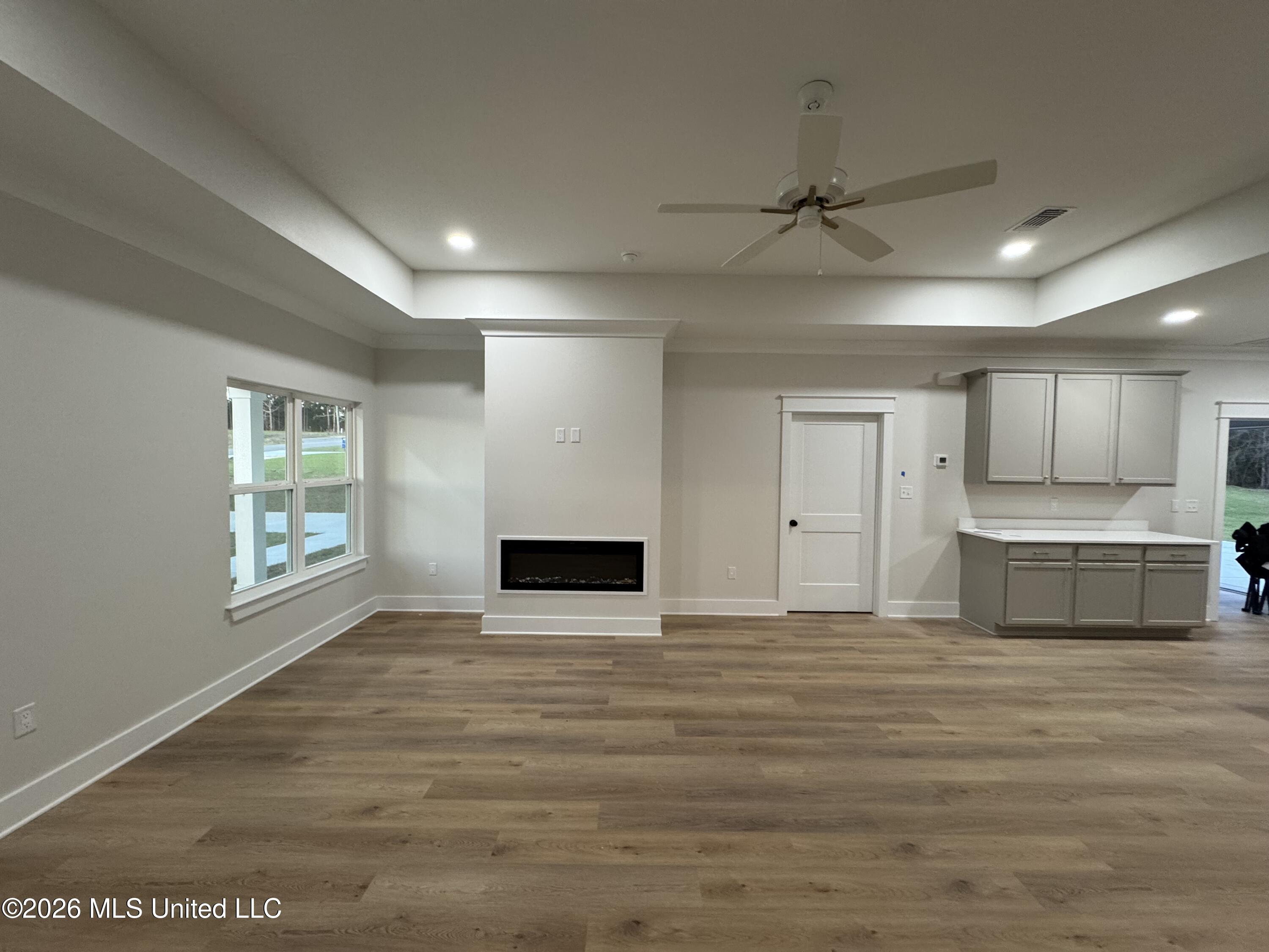 11 Shadow Wood Drive Property Photo 5