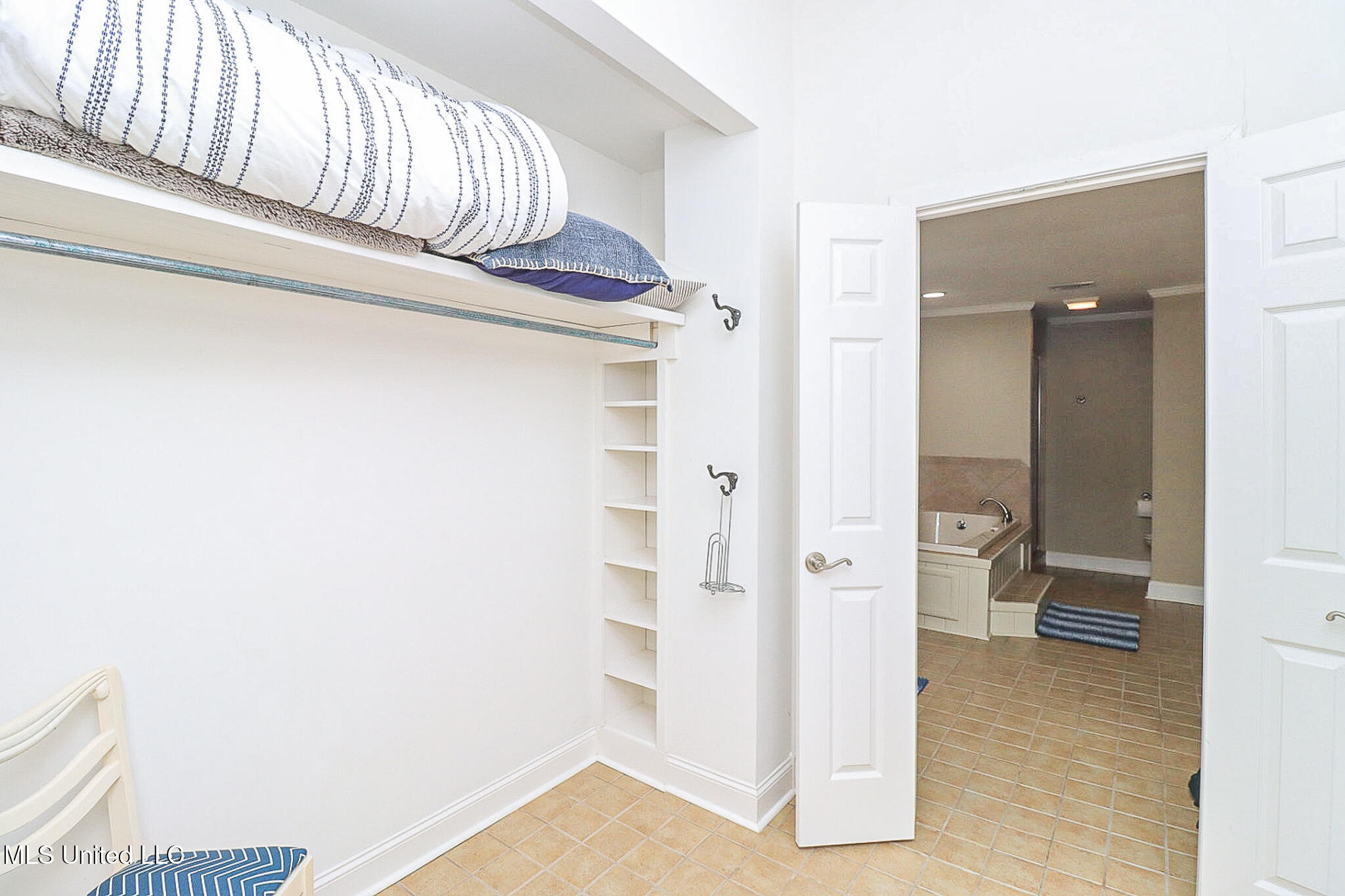 65 Breakers Lane Property Photo 27