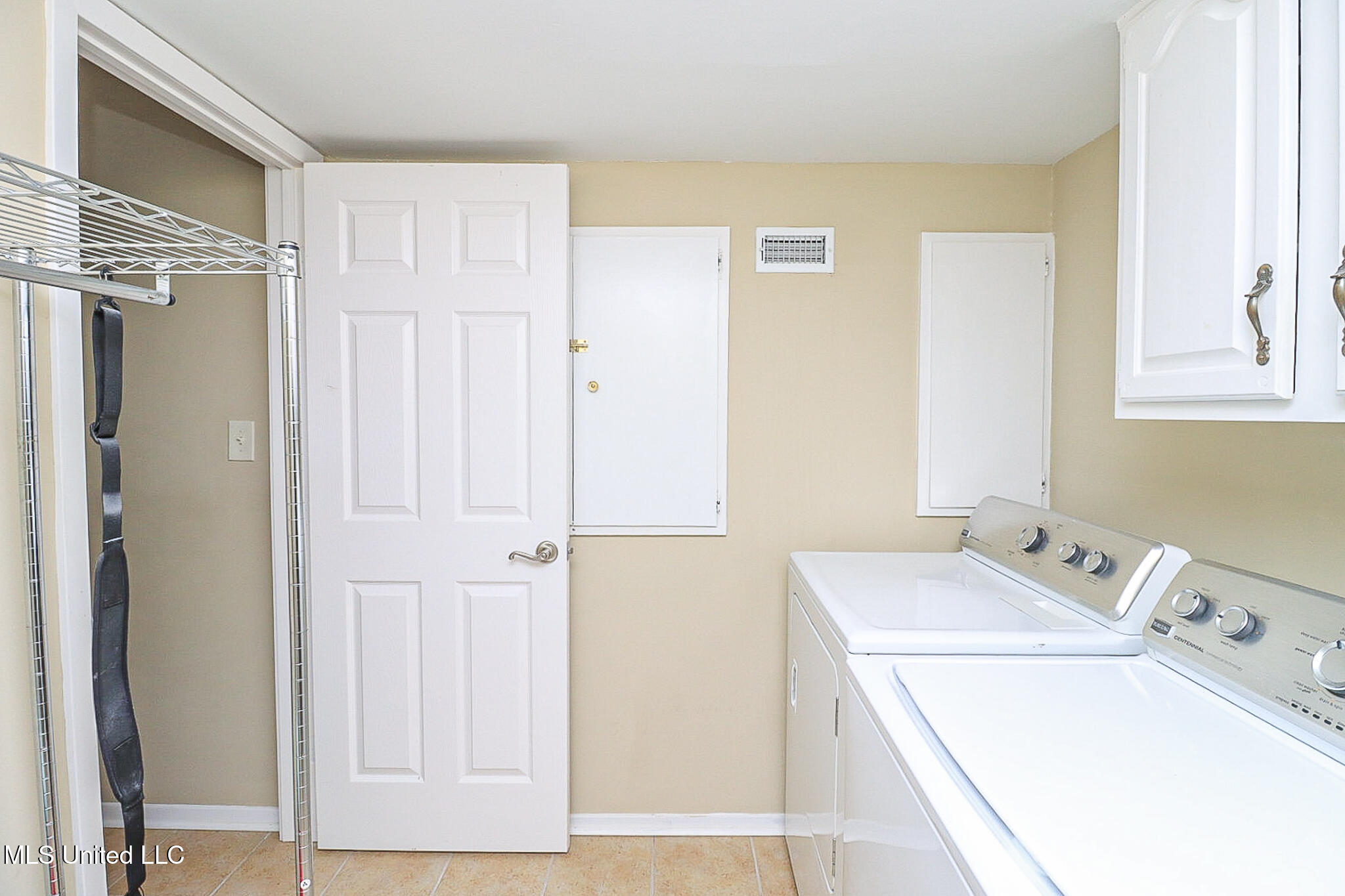 65 Breakers Lane Property Photo 41