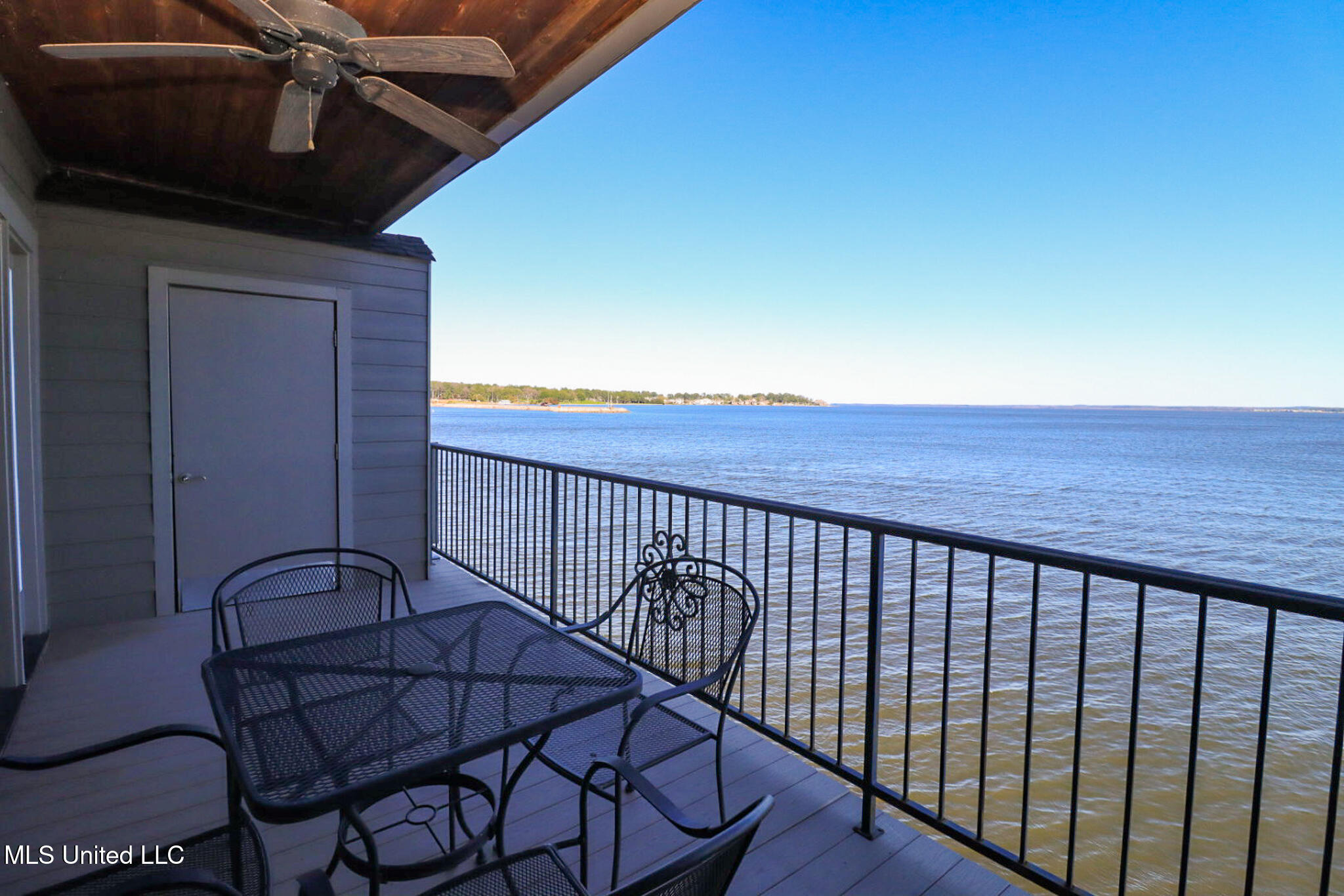 65 Breakers Lane Property Photo 45