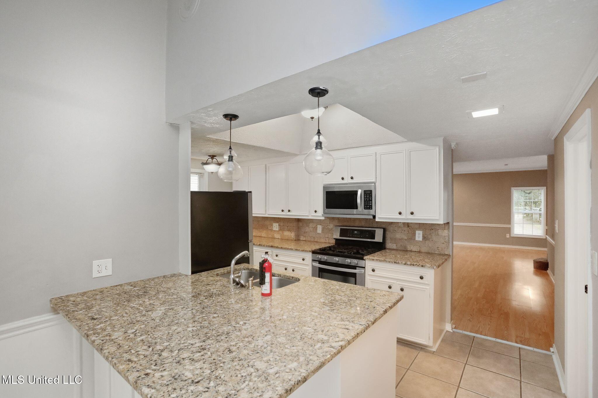 3527 Edmar Place Property Photo 20