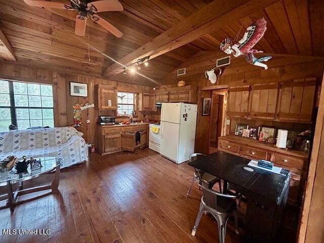 3197 Leatherwood Road Property Photo 6