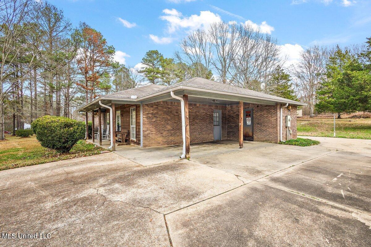 1408 Dunn Road Property Photo 3