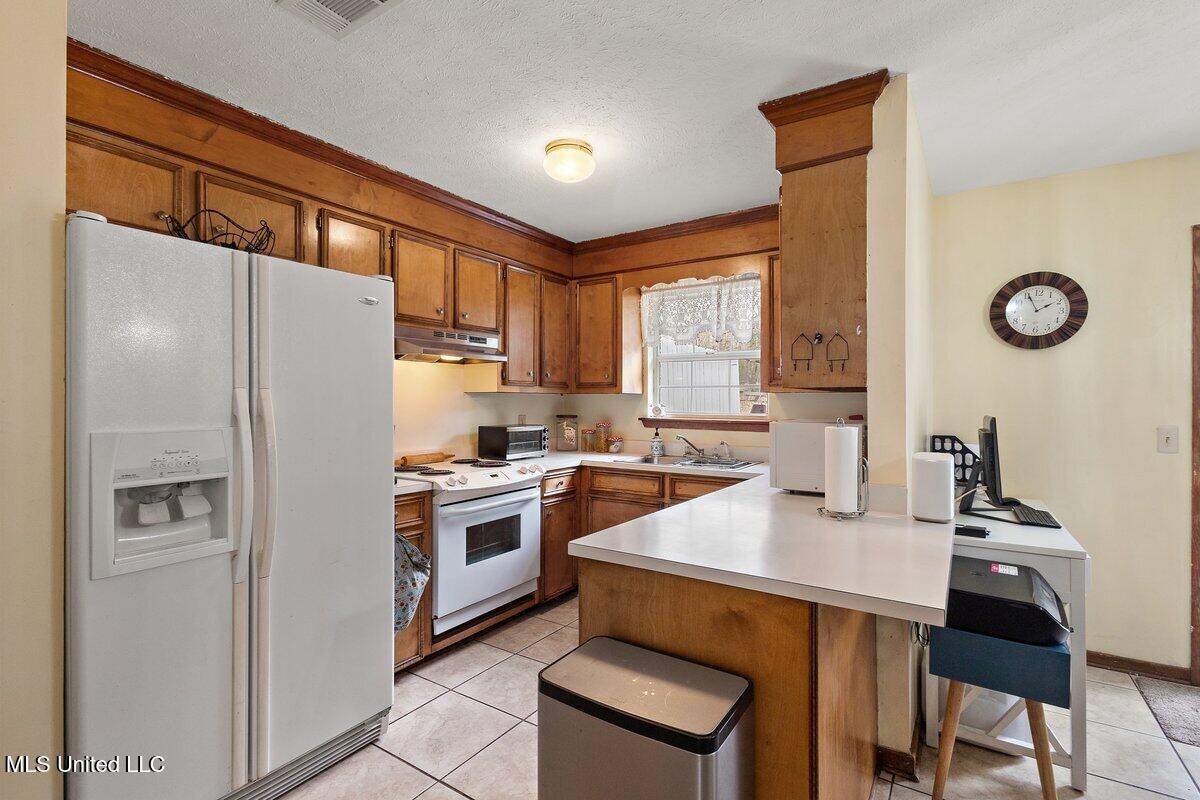 1408 Dunn Road Property Photo 8