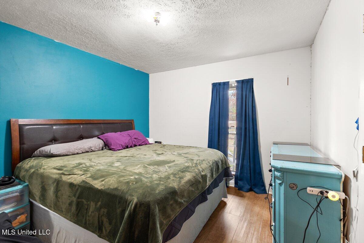 1408 Dunn Road Property Photo 11