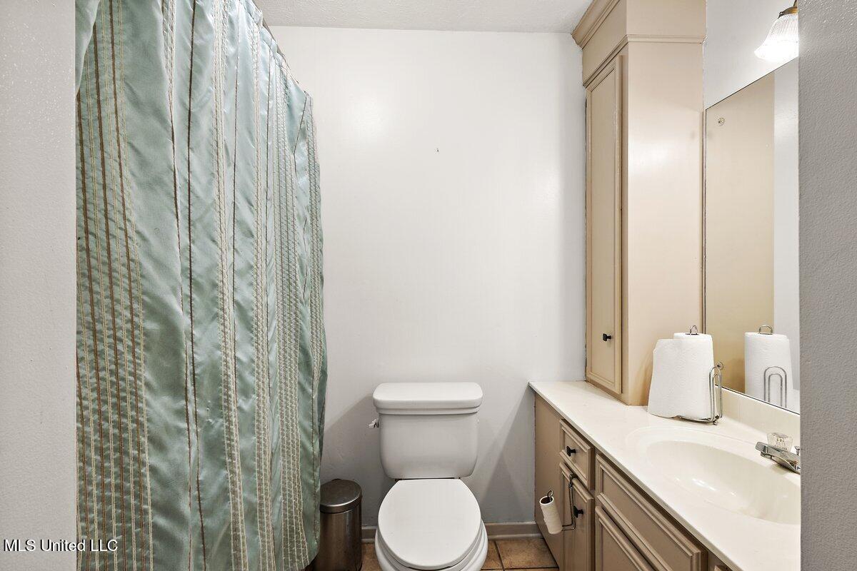 1408 Dunn Road Property Photo 13
