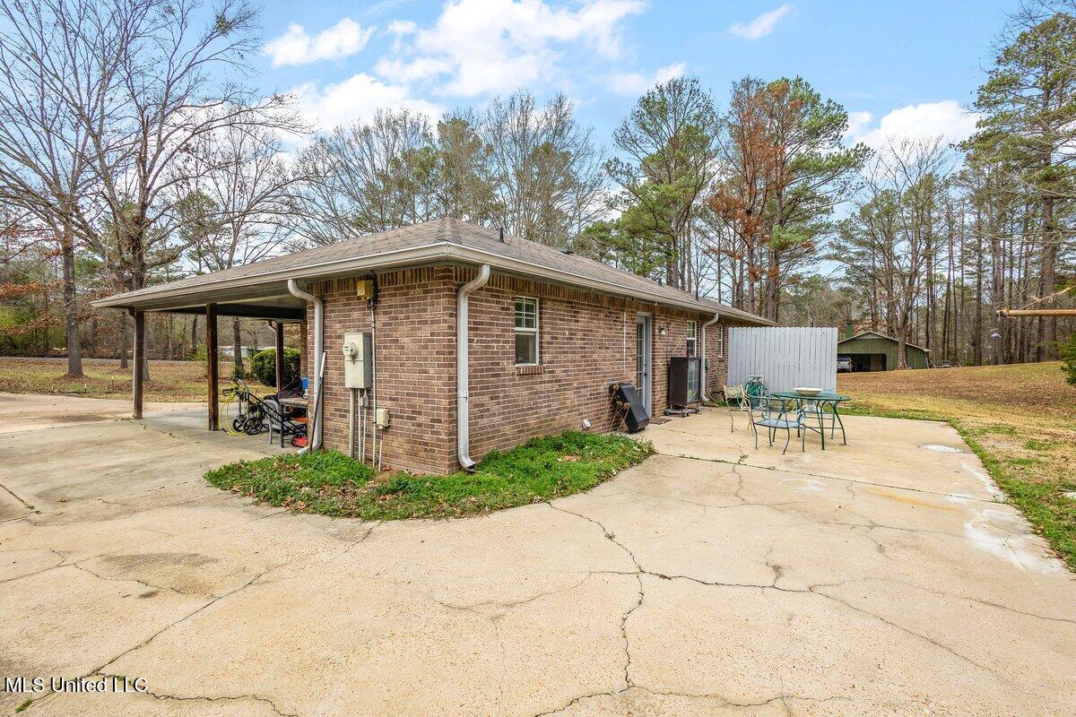 1408 Dunn Road Property Photo 16
