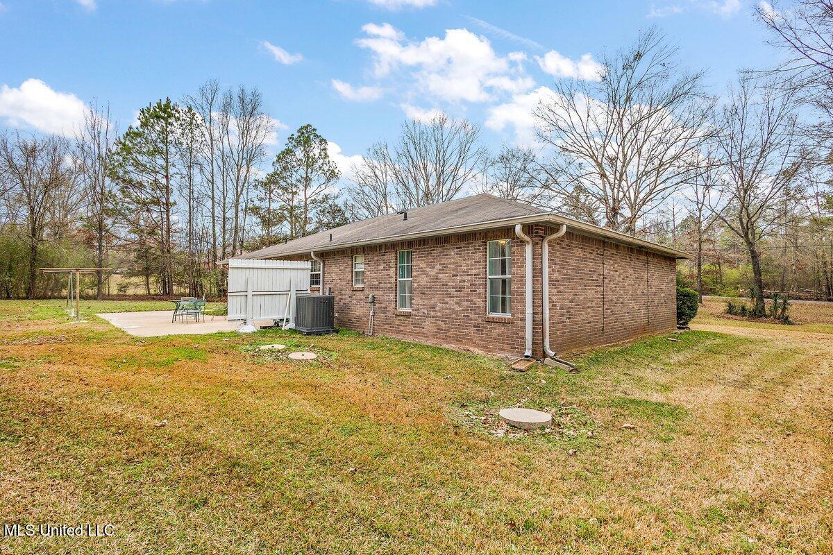 1408 Dunn Road Property Photo 17