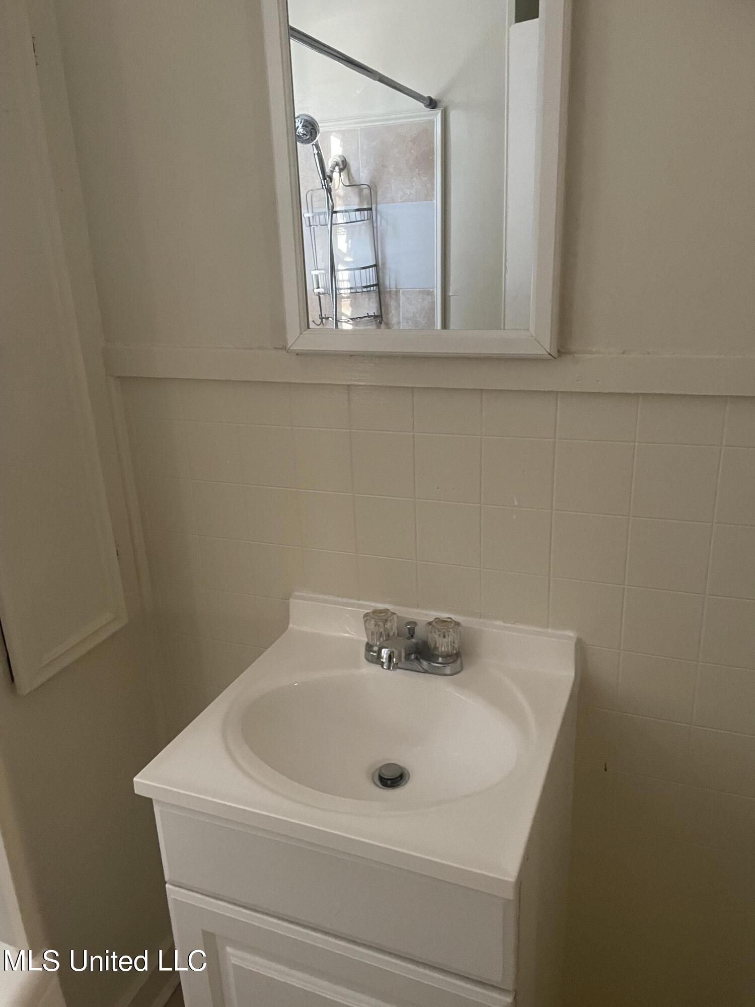 305 Nw 3rd Avenue Property Photo 11