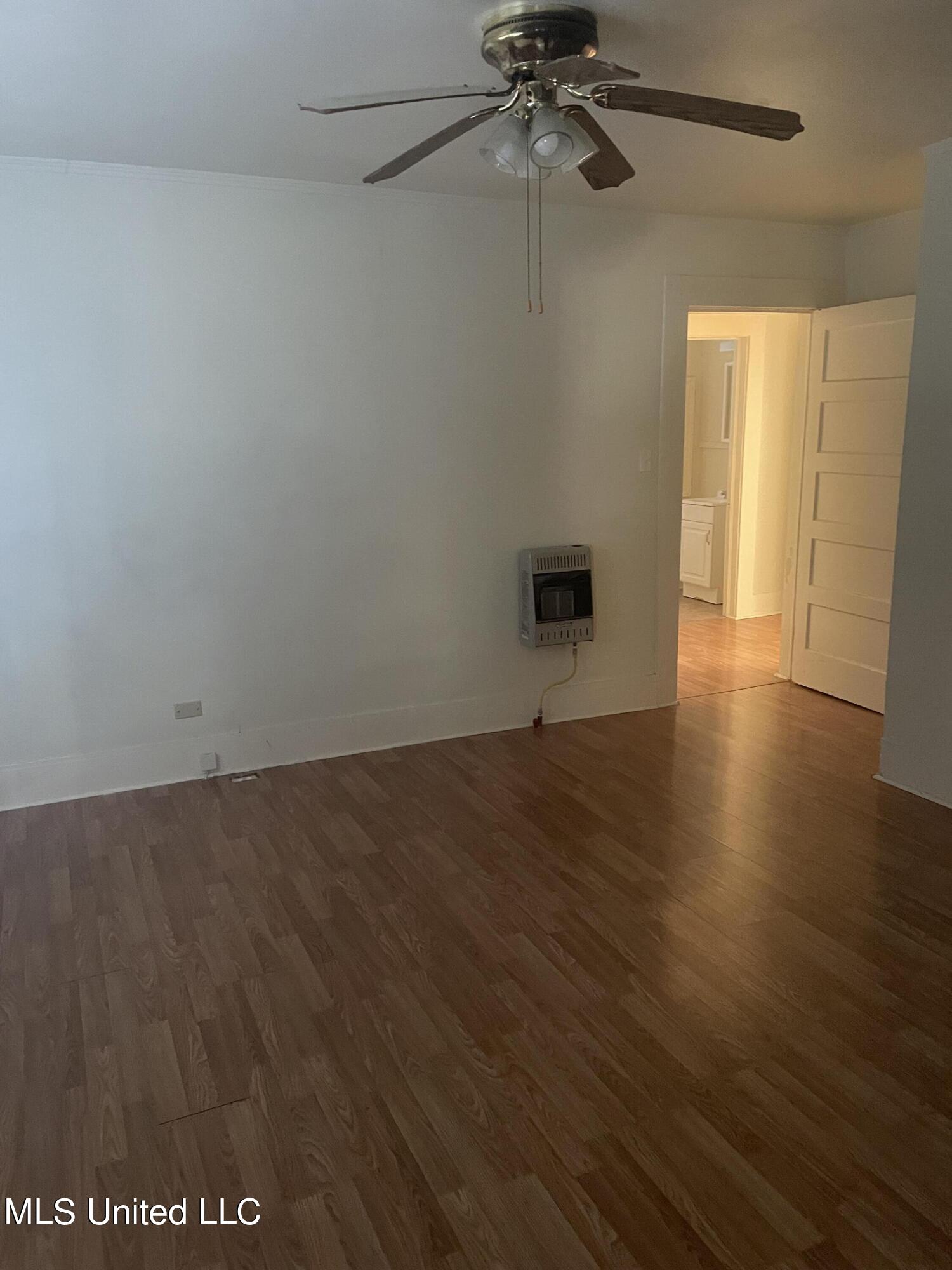 305 Nw 3rd Avenue Property Photo 15