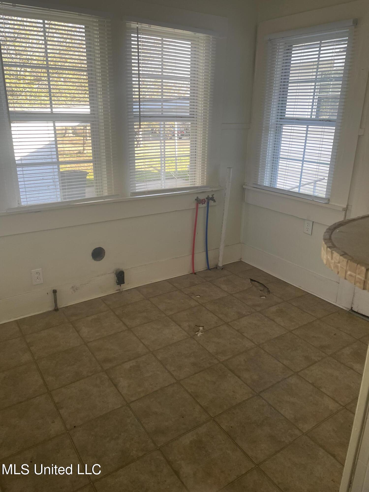 305 Nw 3rd Avenue Property Photo 19