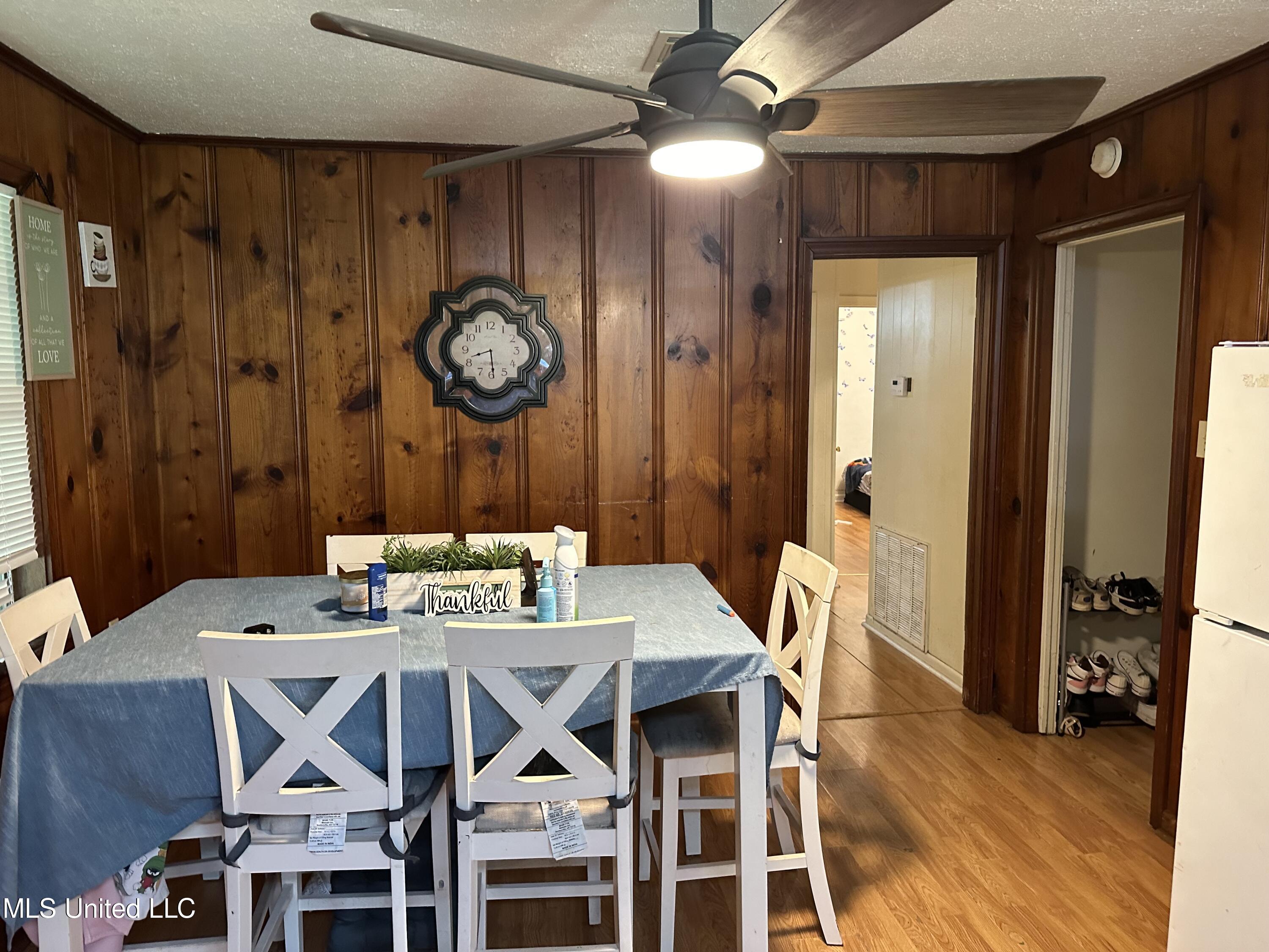 520 E Choctaw Street Property Photo 5