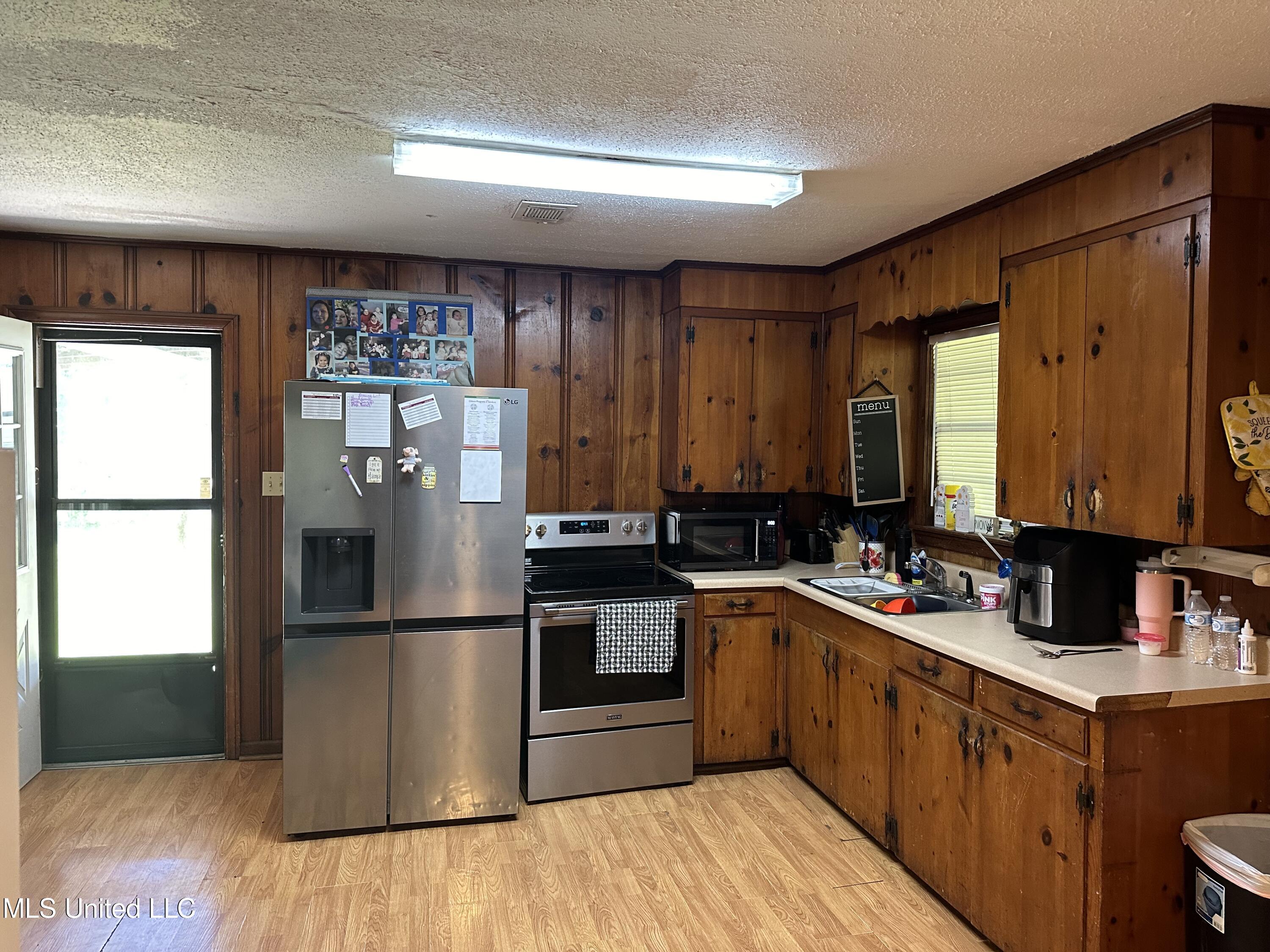 520 E Choctaw Street Property Photo 6