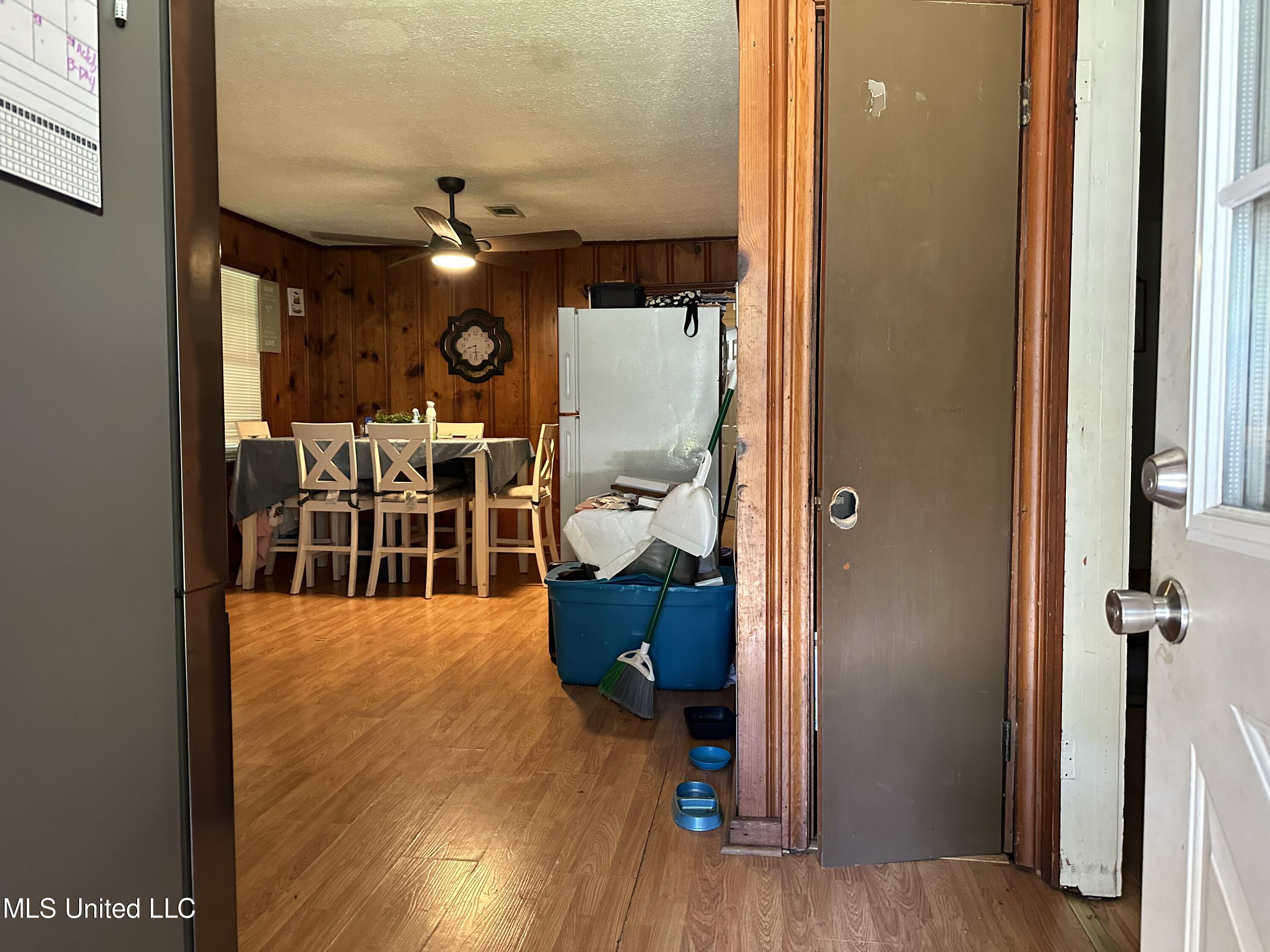 520 E Choctaw Street Property Photo 8
