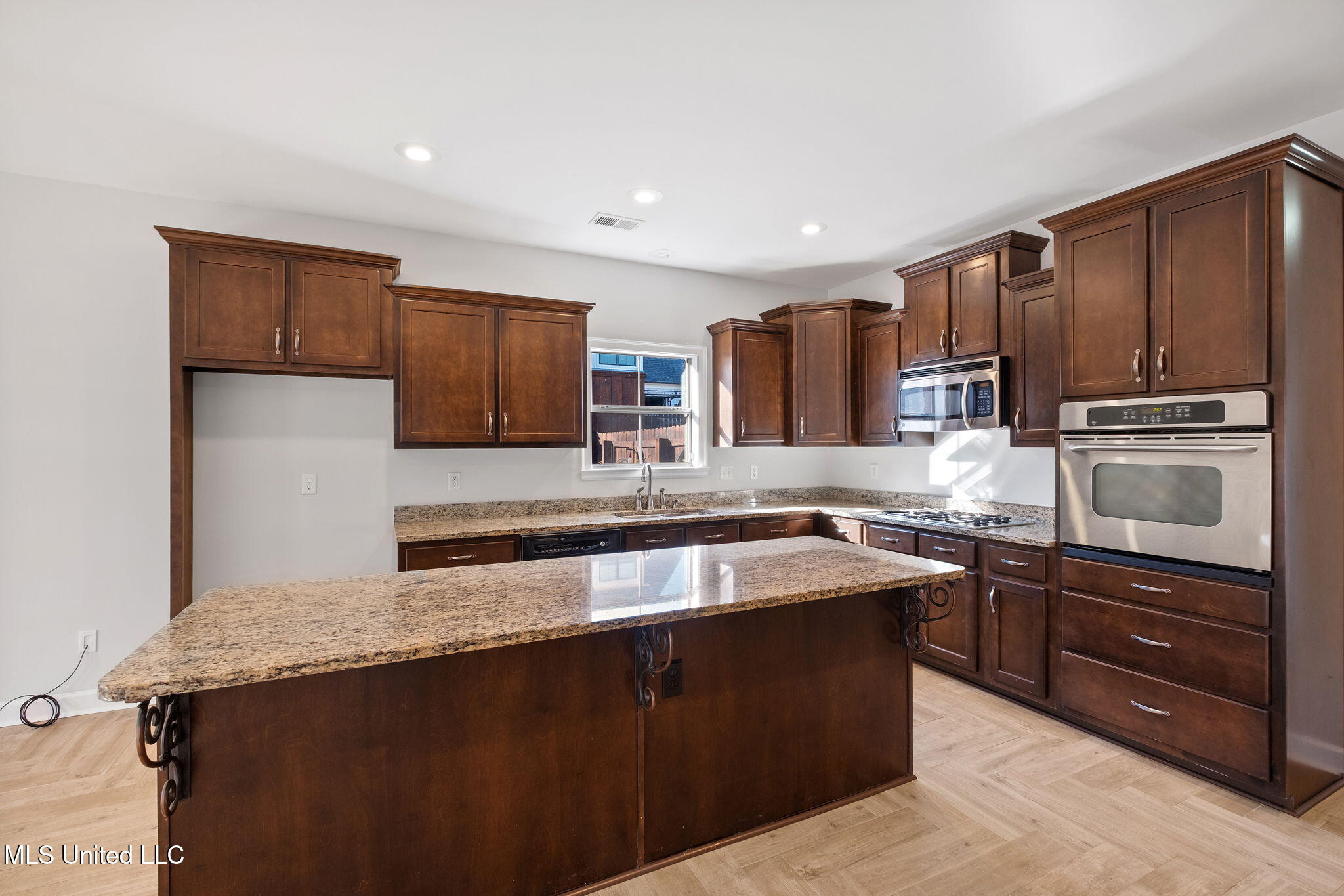14259 Chapel Ridge Trail Property Photo 13