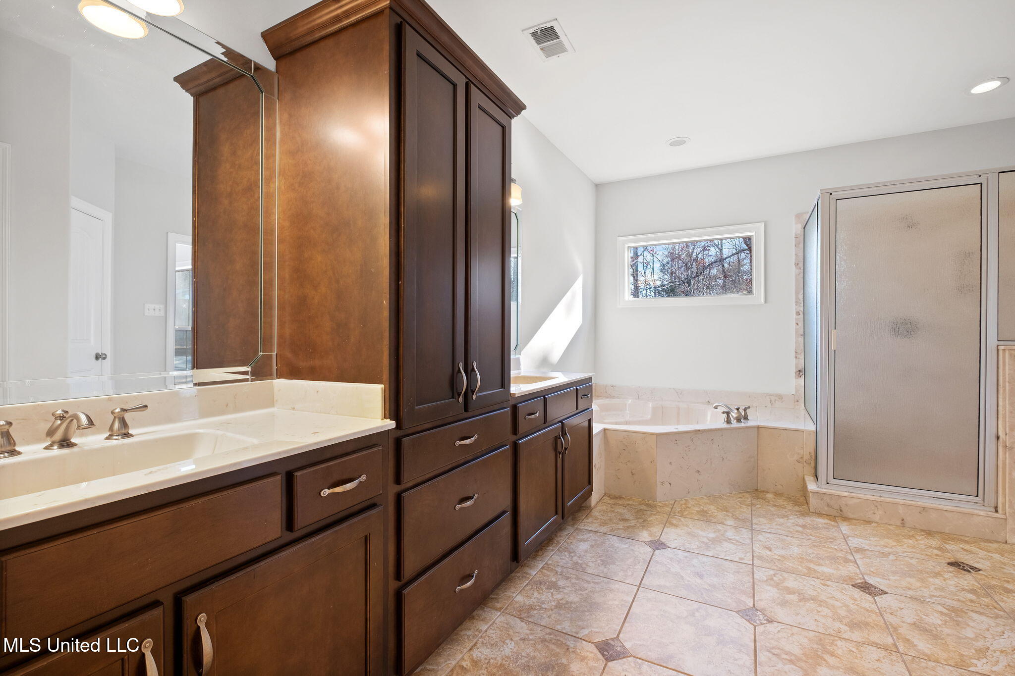14259 Chapel Ridge Trail Property Photo 28