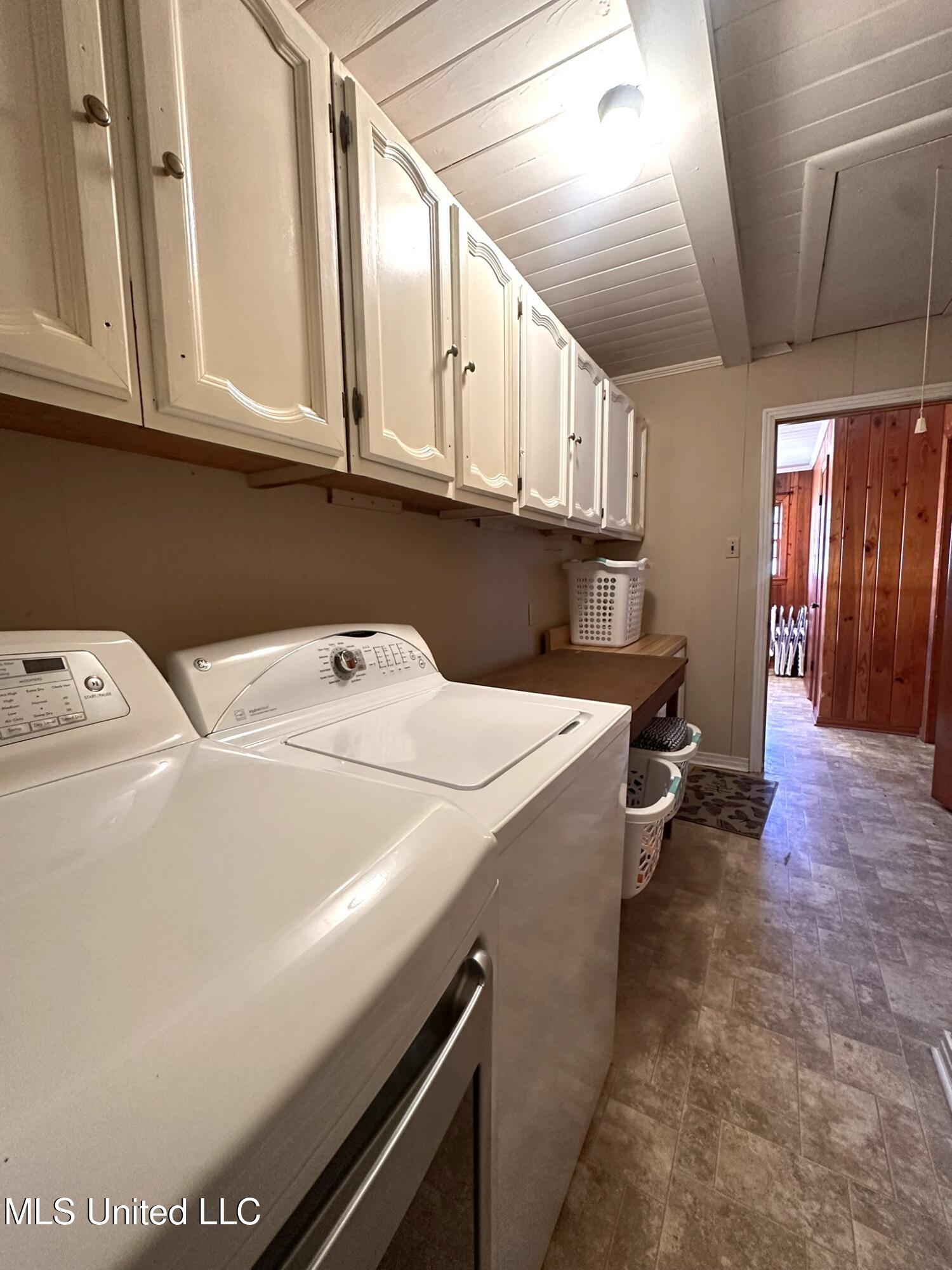 11080 Road 779 Property Photo 17