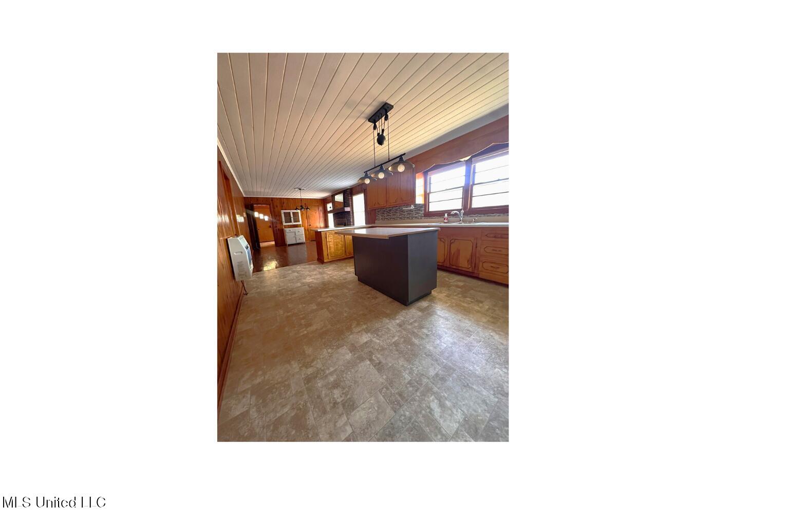 11080 Road 779 Property Photo 19