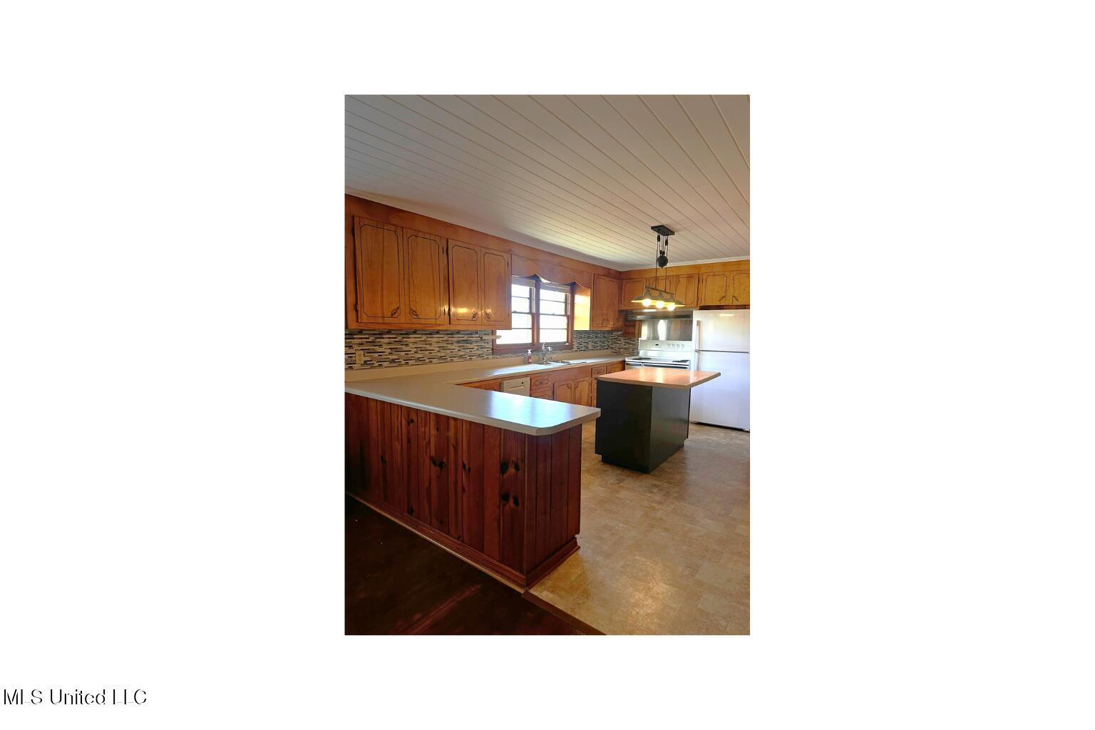 11080 Road 779 Property Photo 24