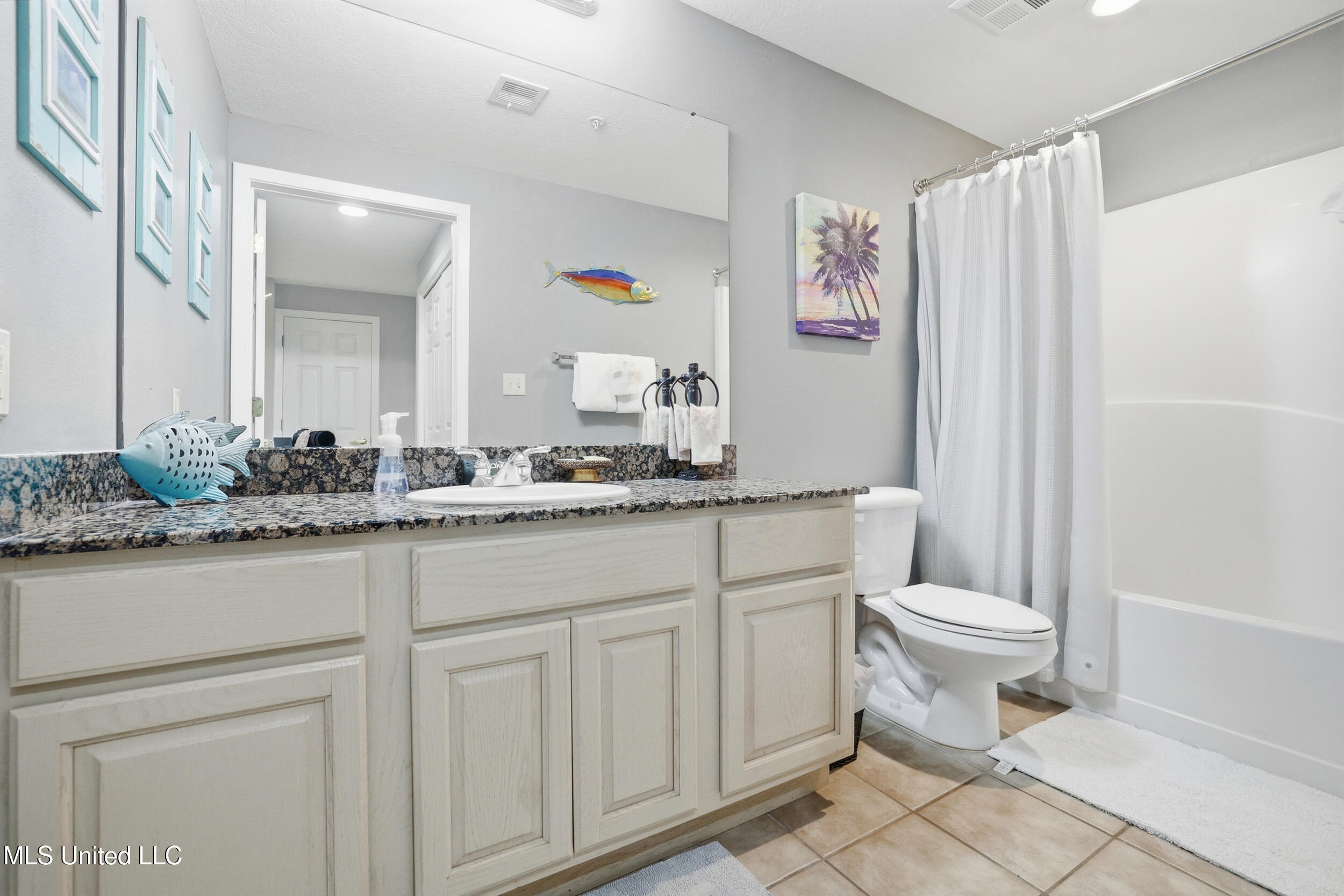 2230 Beach Drive Property Photo 13