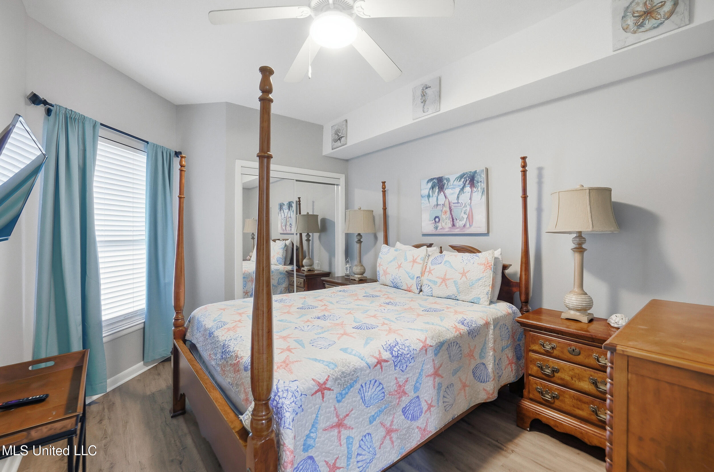 2230 Beach Drive Property Photo 15