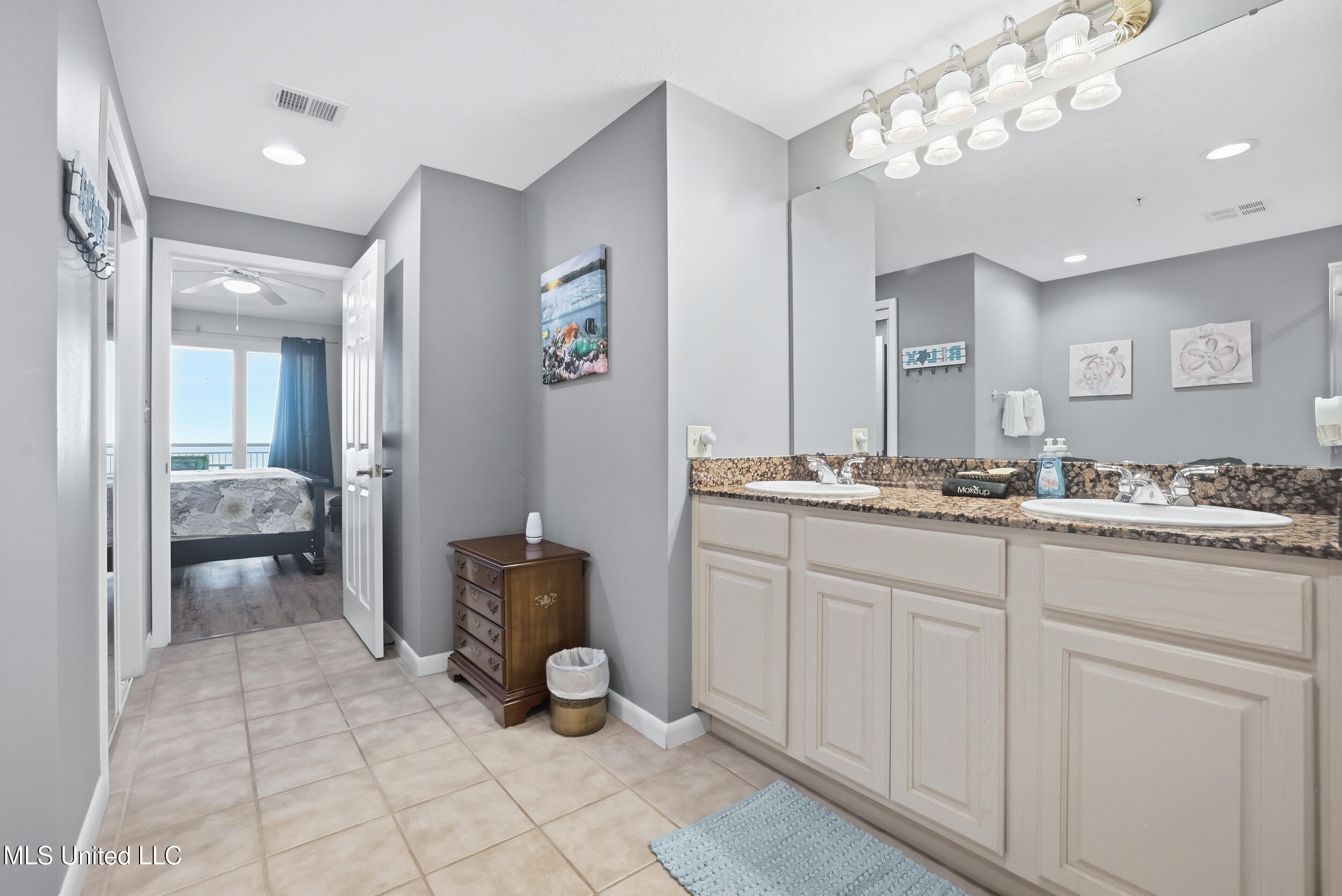 2230 Beach Drive Property Photo 39