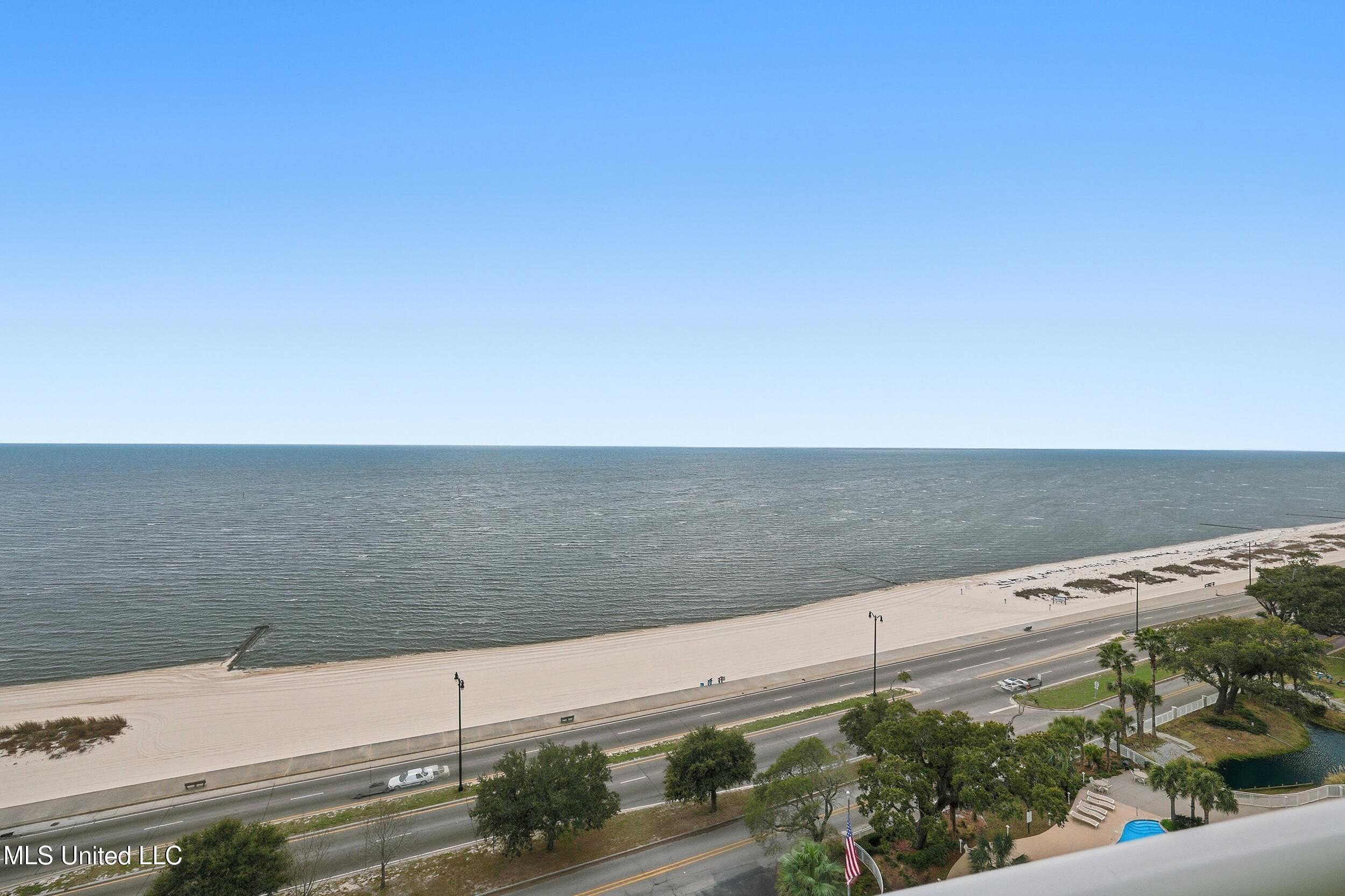 2230 Beach Drive Property Photo 53