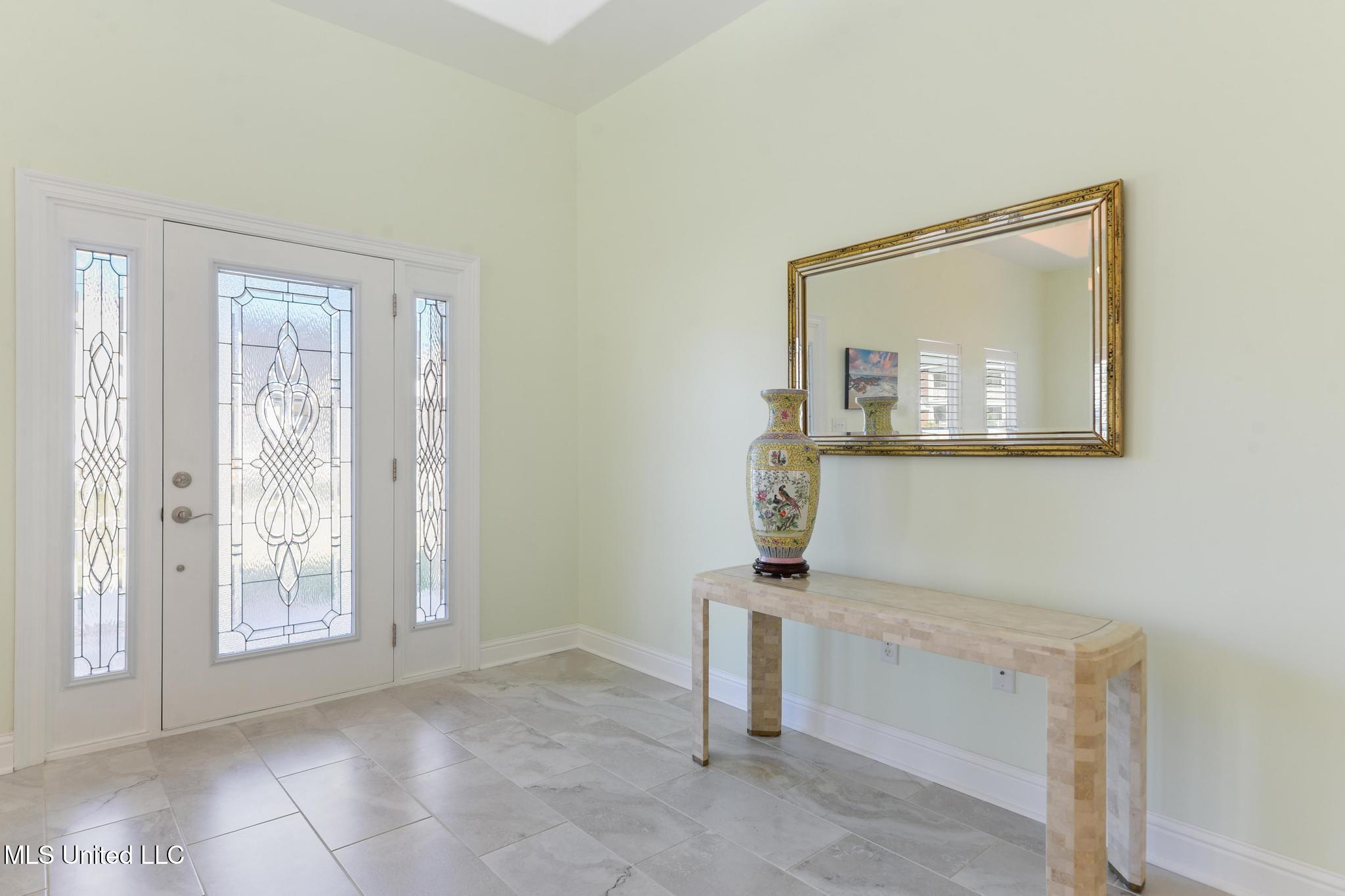 400 S Burke Avenue Property Photo 6