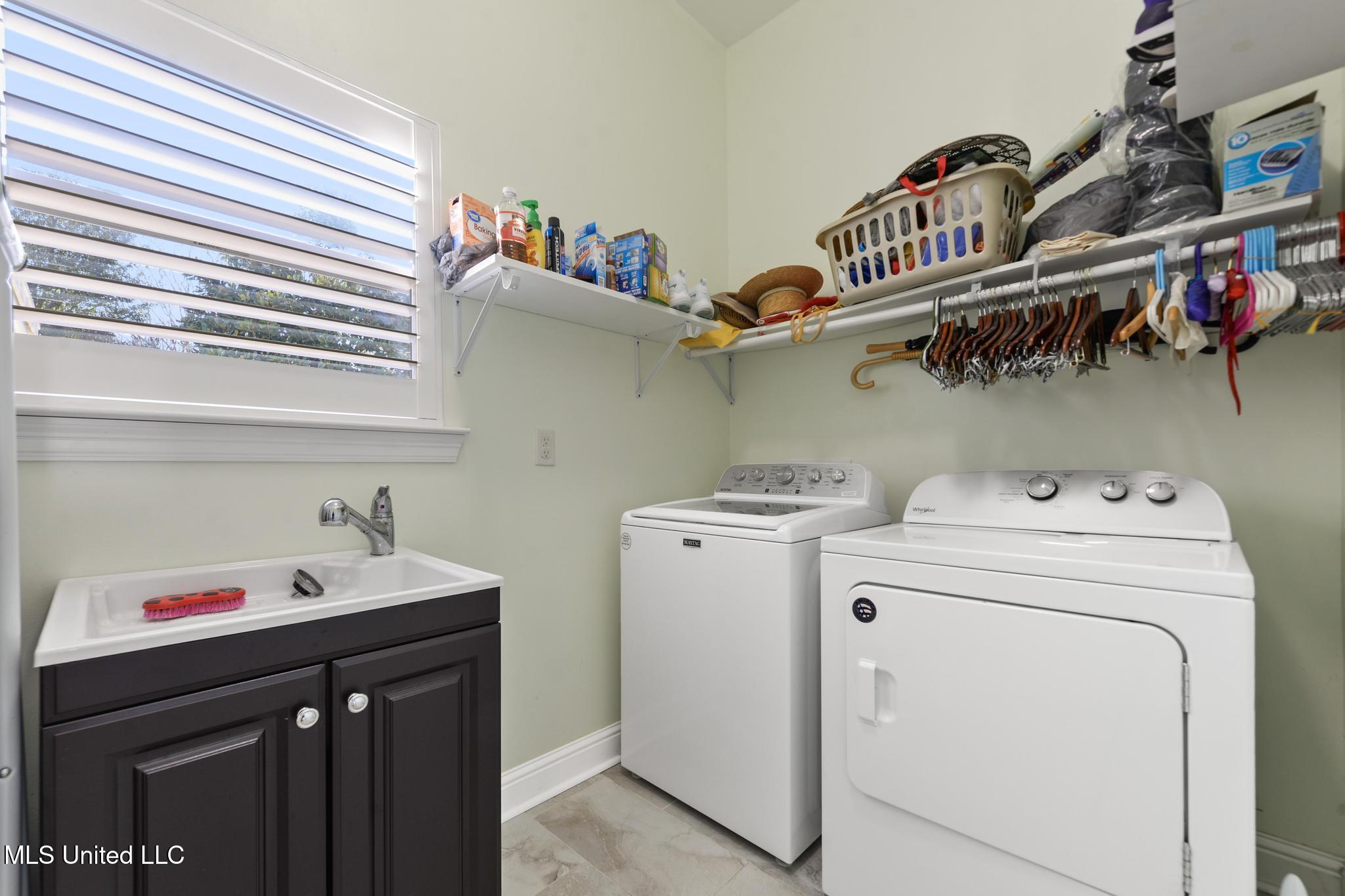 400 S Burke Avenue Property Photo 19