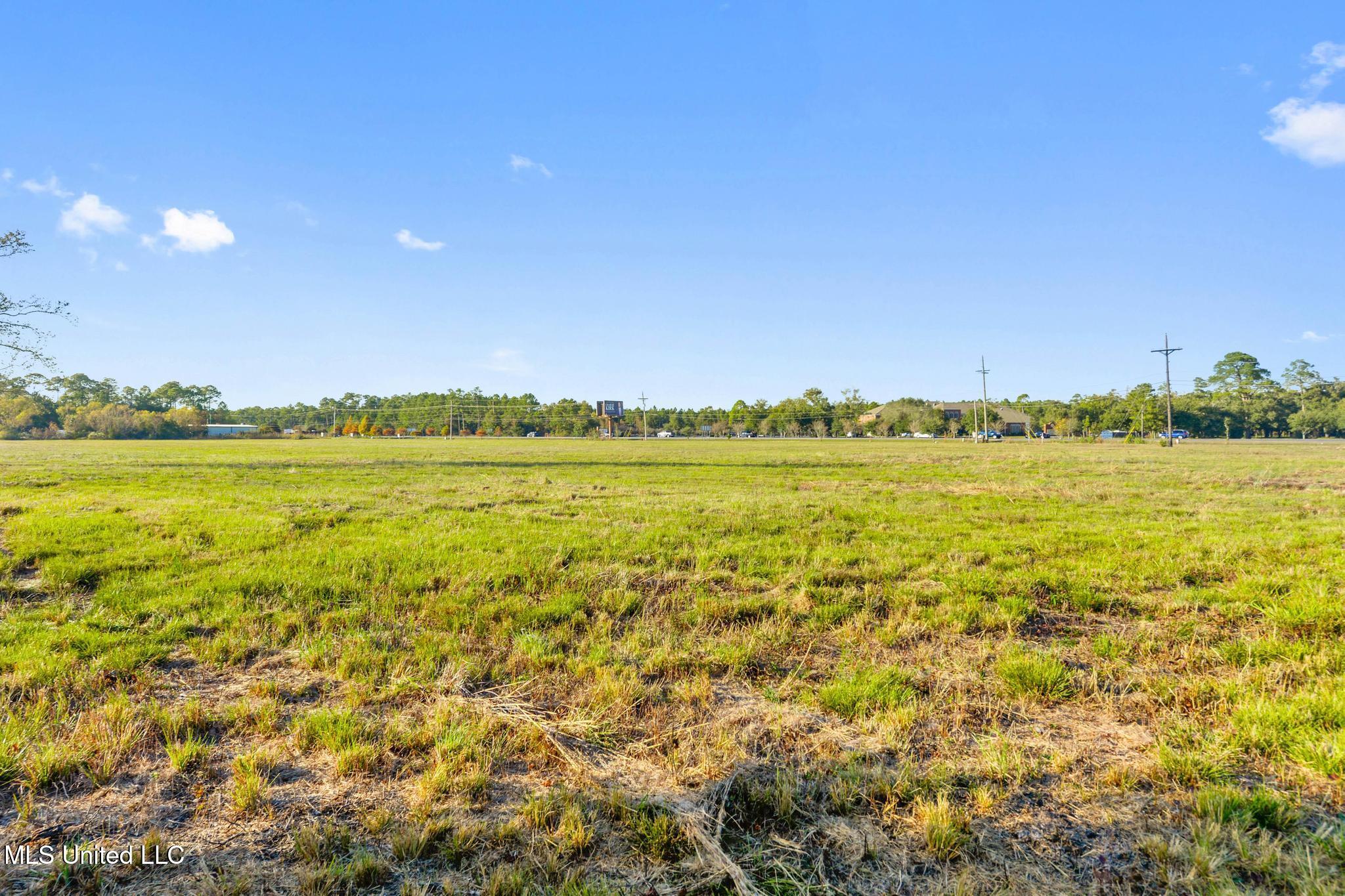 Hwy 57 Property Photo 10