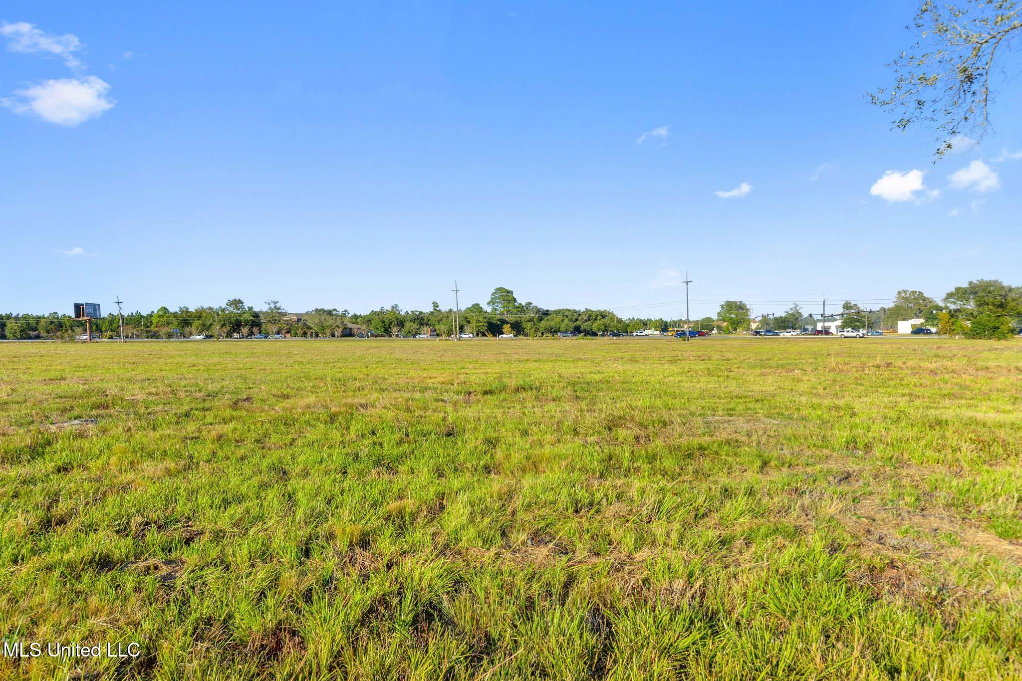 Hwy 57 Property Photo 11