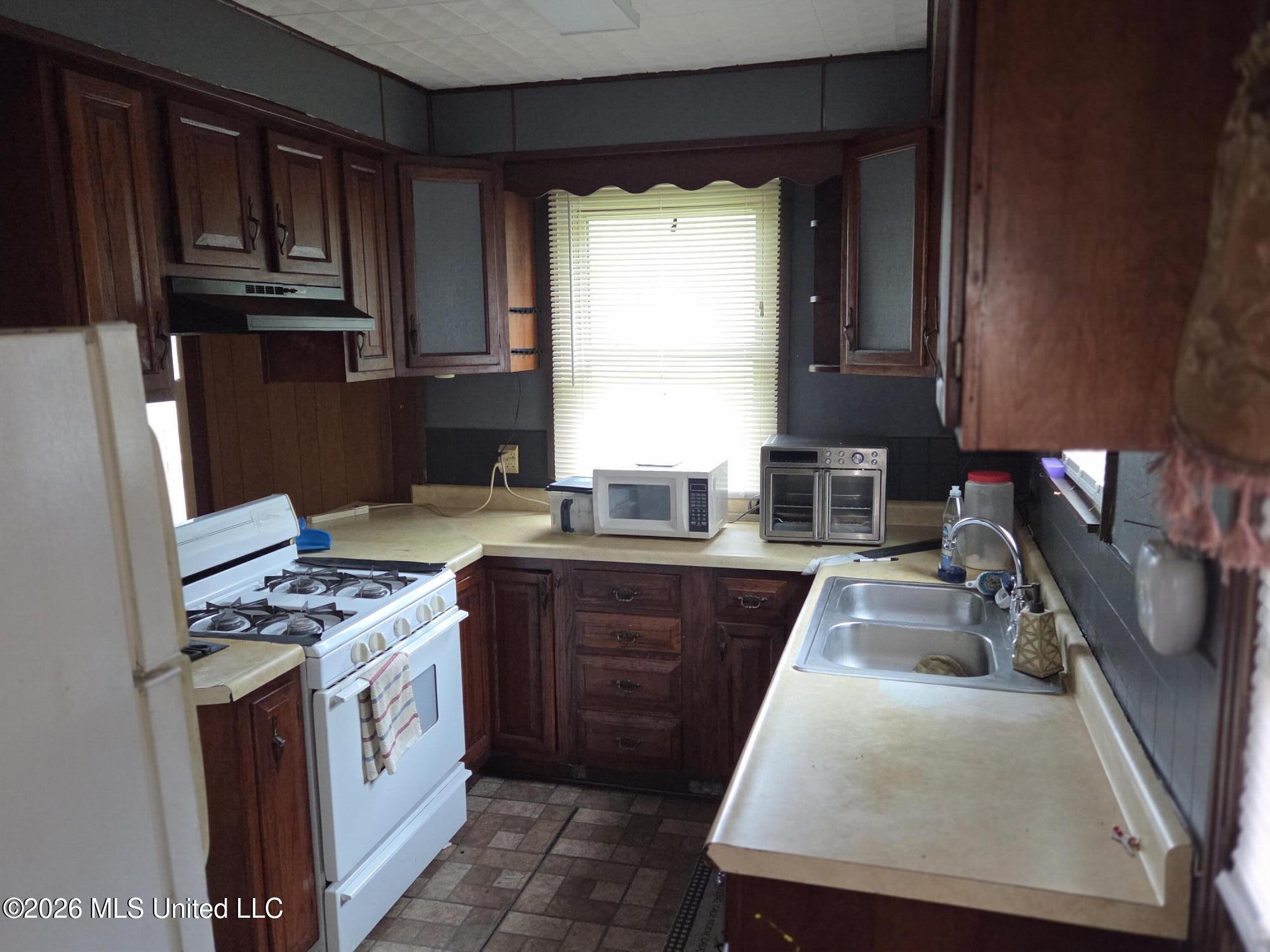 315 Boling Street Property Photo 5