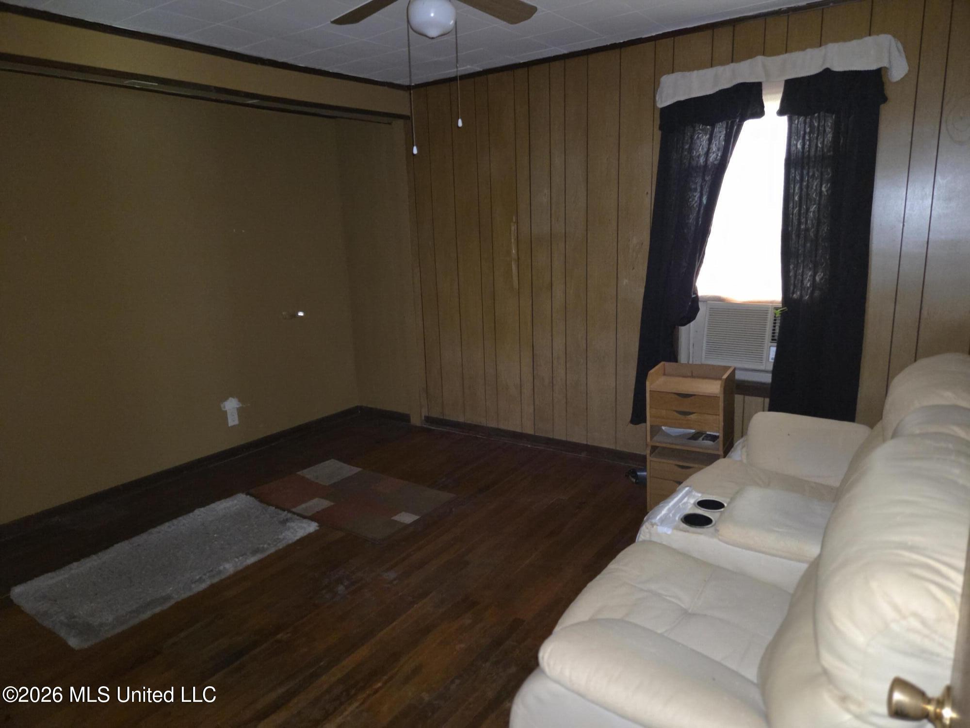 315 Boling Street Property Photo 7