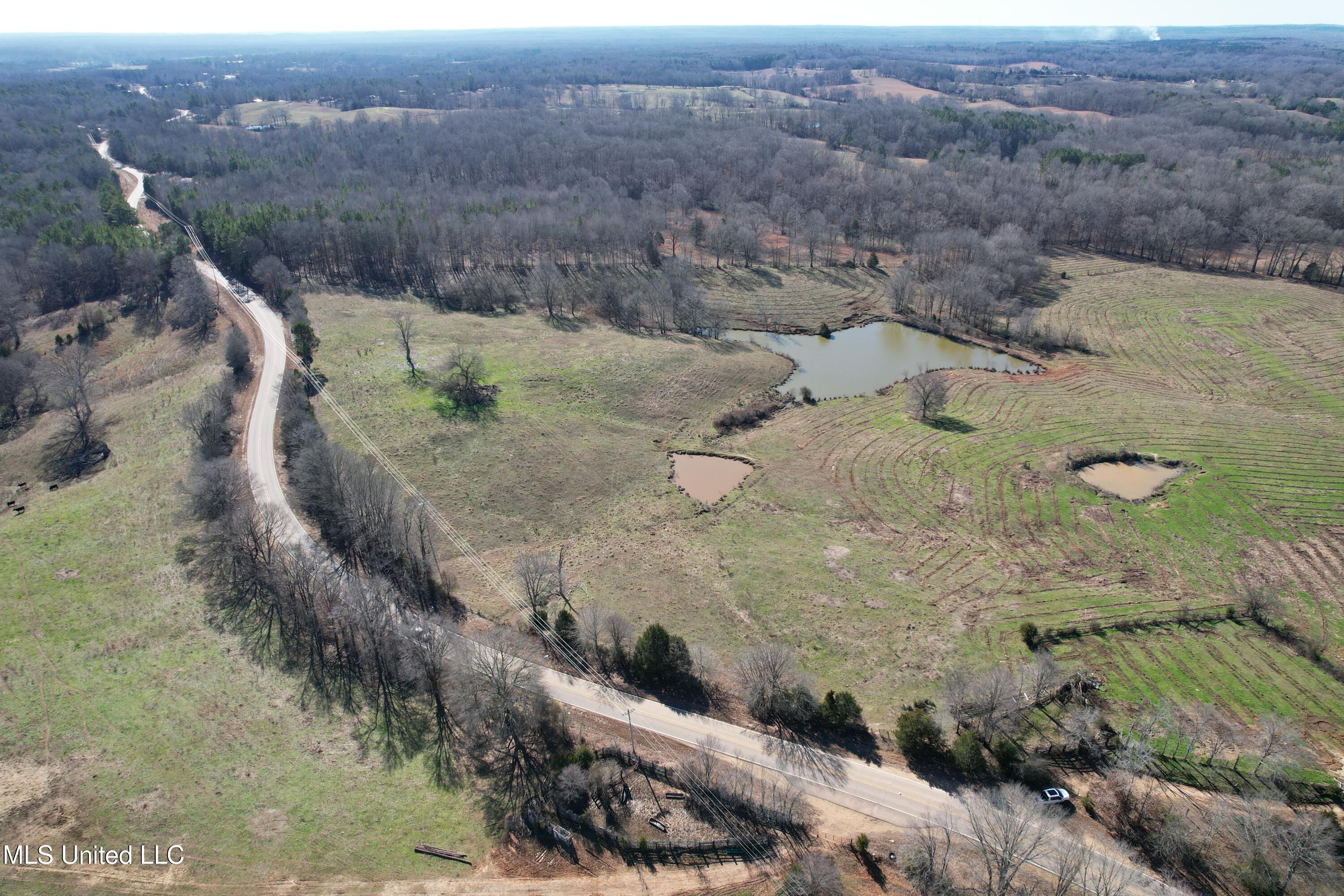 349 Highway Property Photo 4