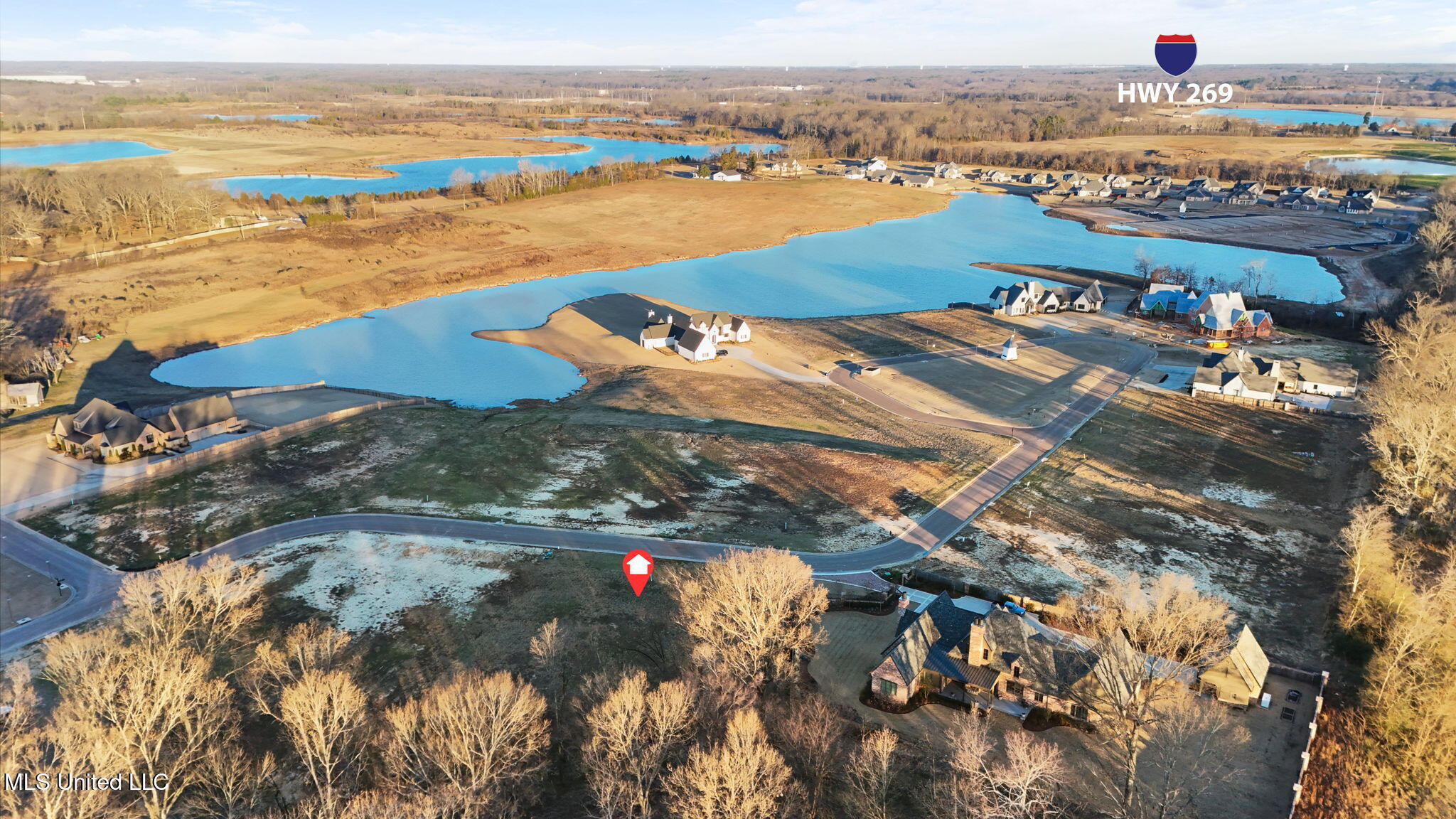 870 Red Cedar Loop Property Photo 8