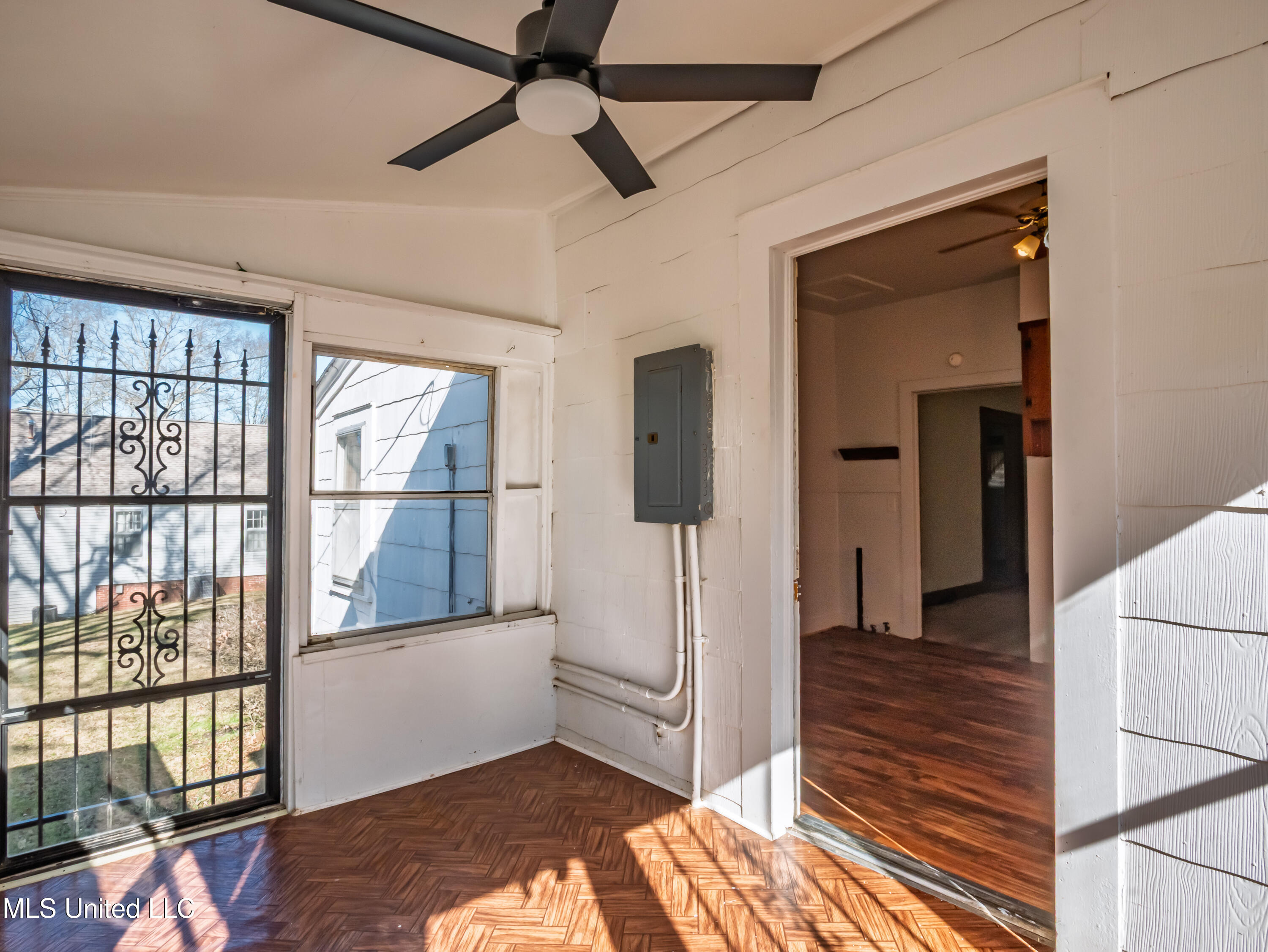 210 Eureka Street Property Photo 30