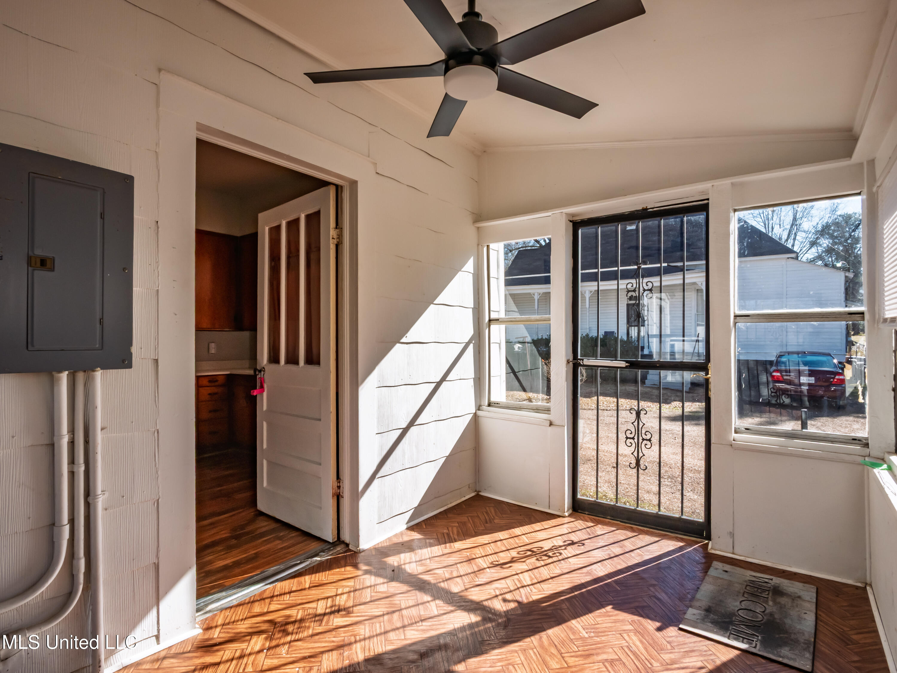210 Eureka Street Property Photo 31