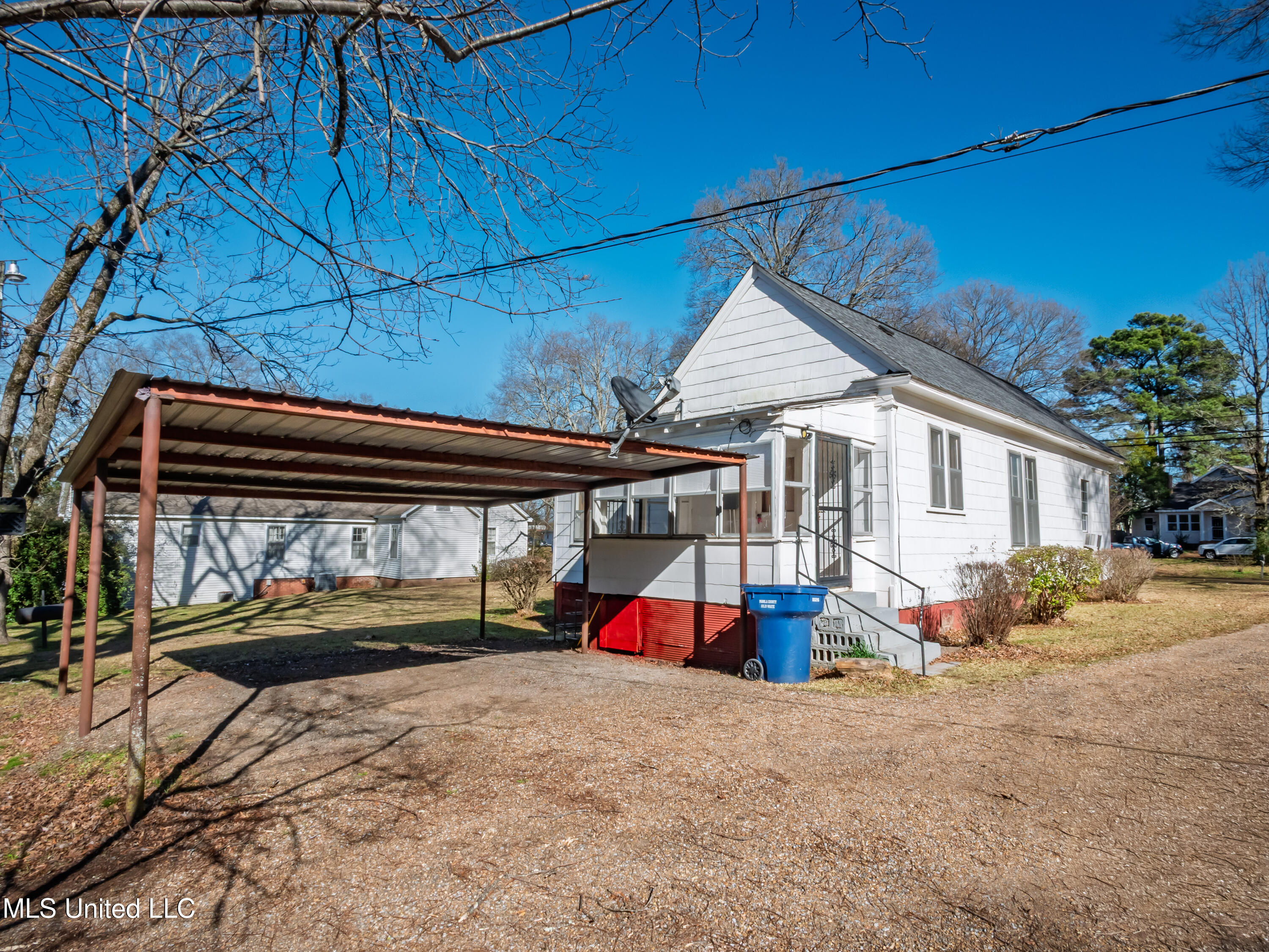 210 Eureka Street Property Photo 57