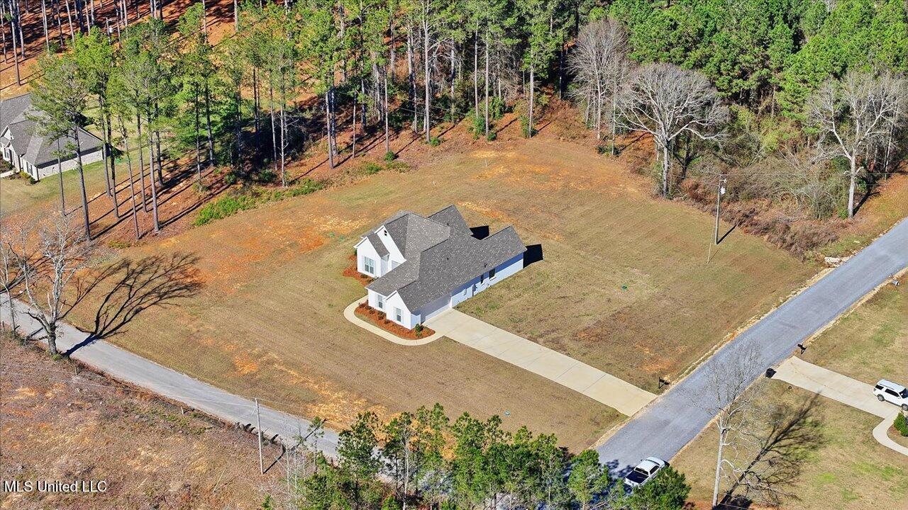 119 Ashwood Lane Property Photo 37