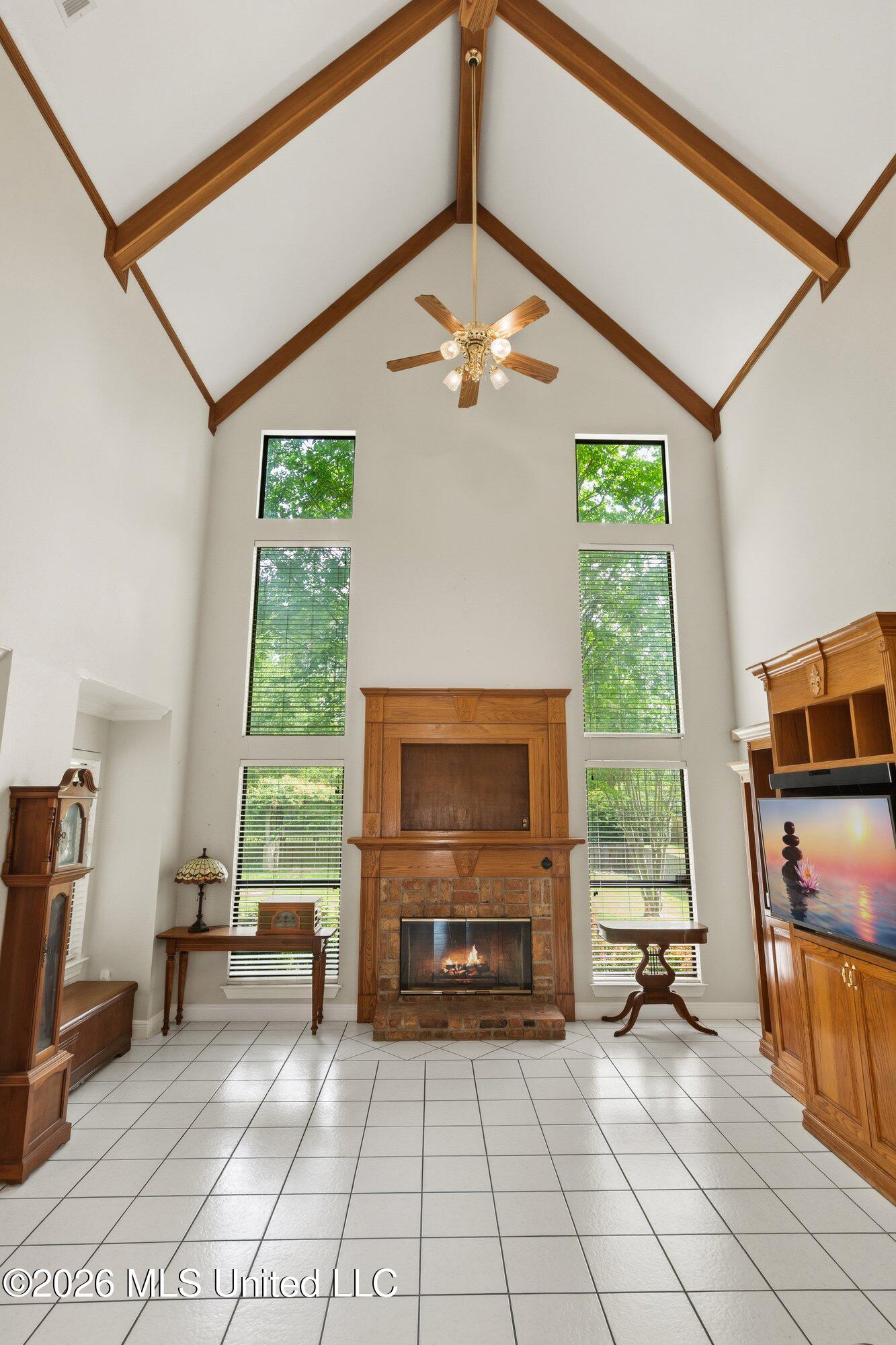 18029 Commission Road Property Photo 3