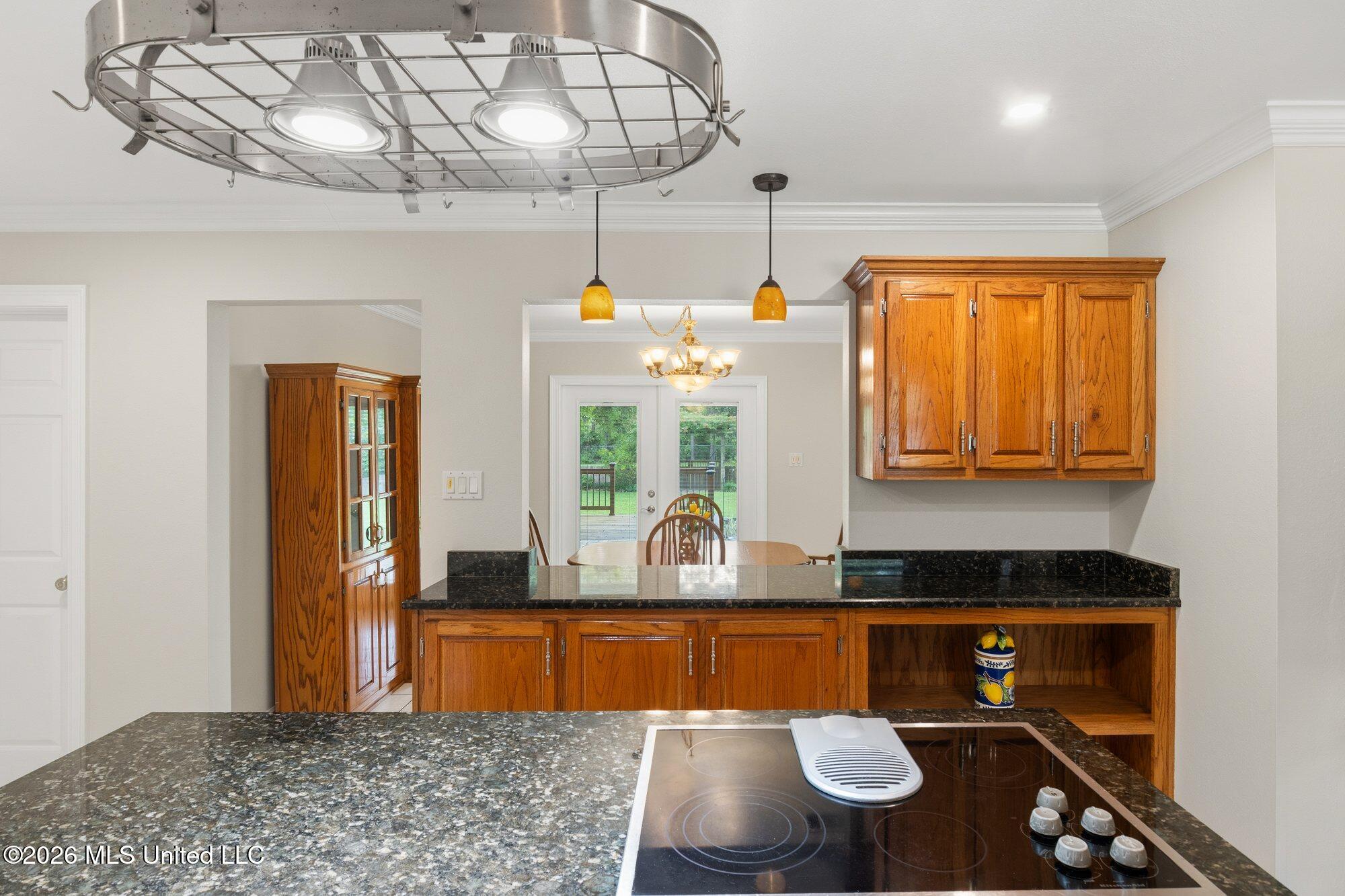 18029 Commission Road Property Photo 7