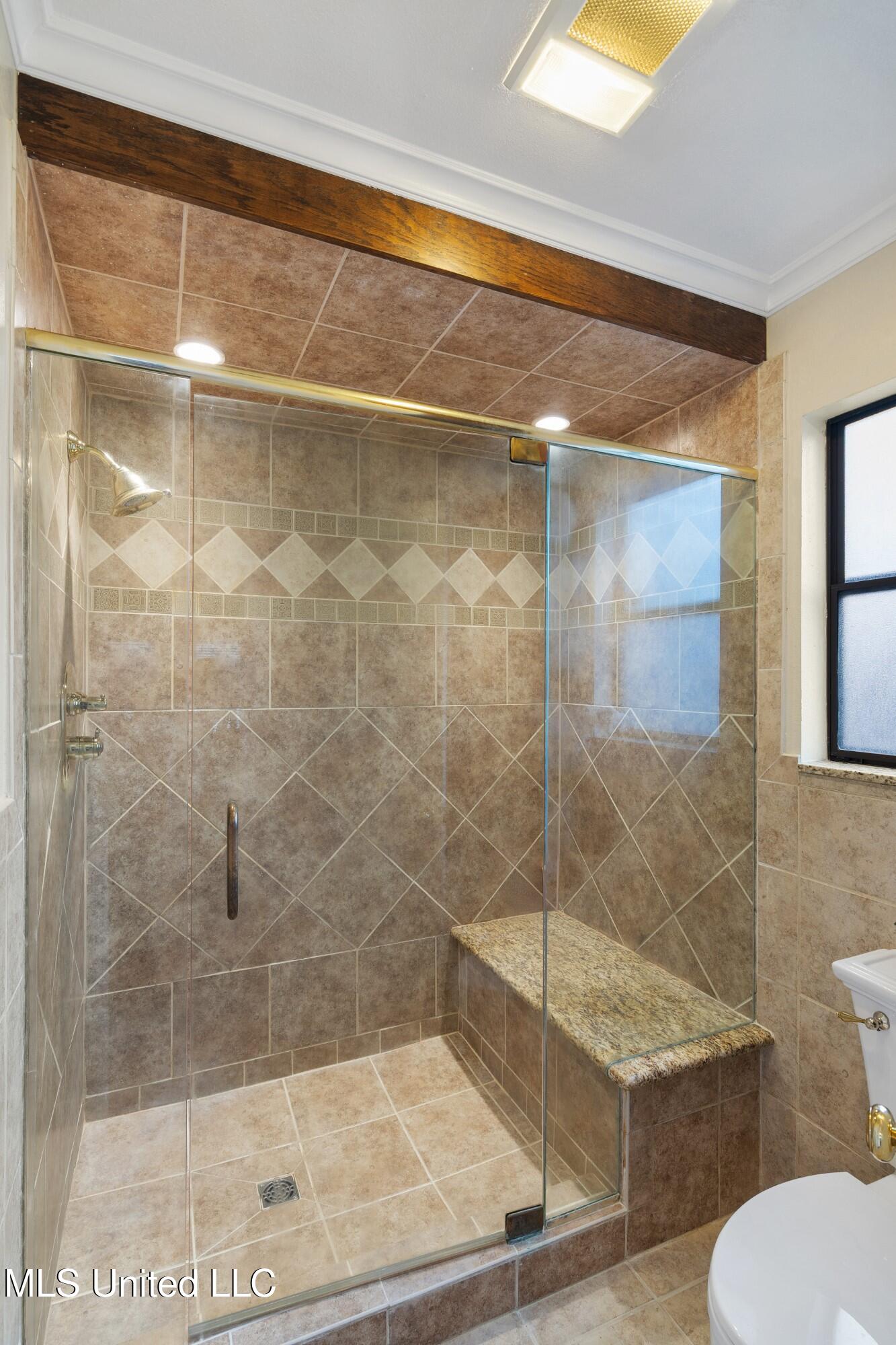 18029 Commission Road Property Photo 18