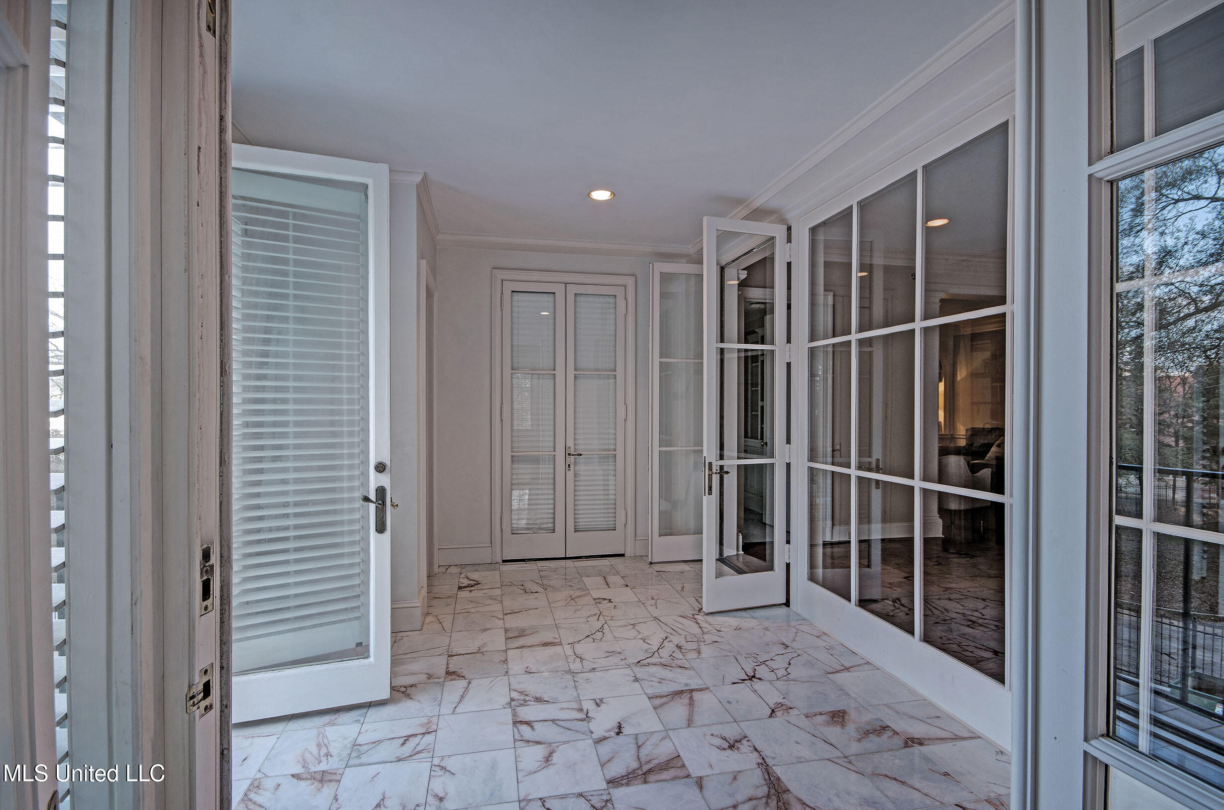 1200 Meadowbrook Road Property Photo 20