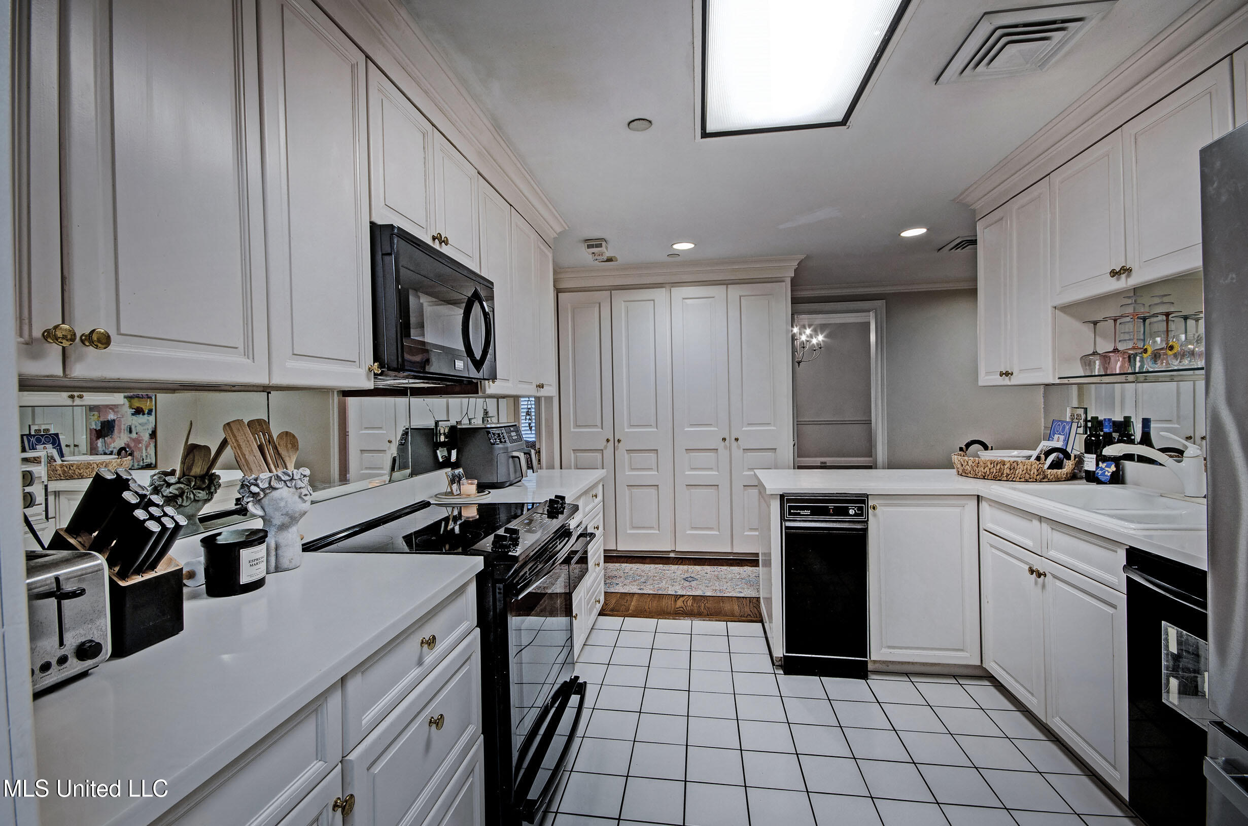 1200 Meadowbrook Road Property Photo 40