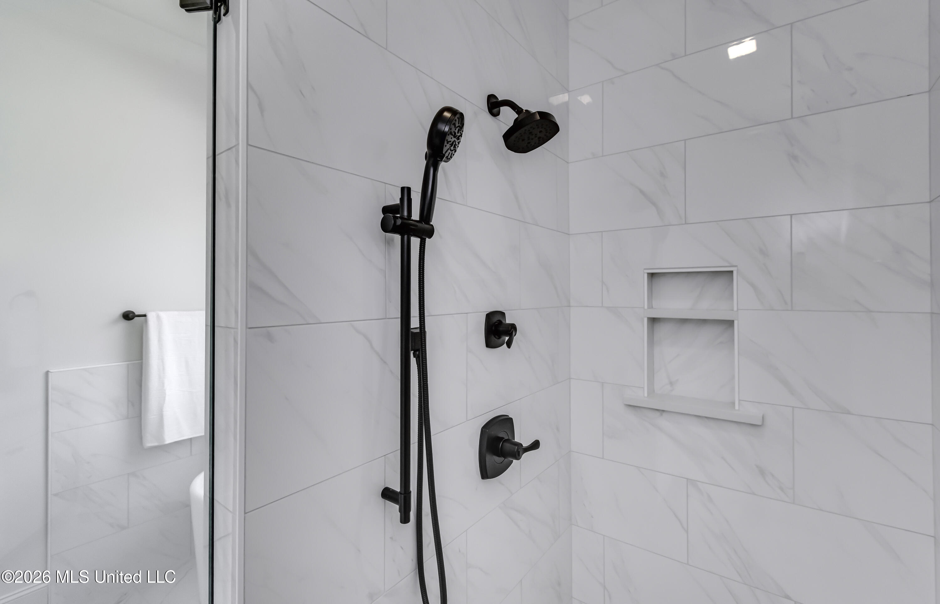 624 Big Valley Loop Property Photo 42