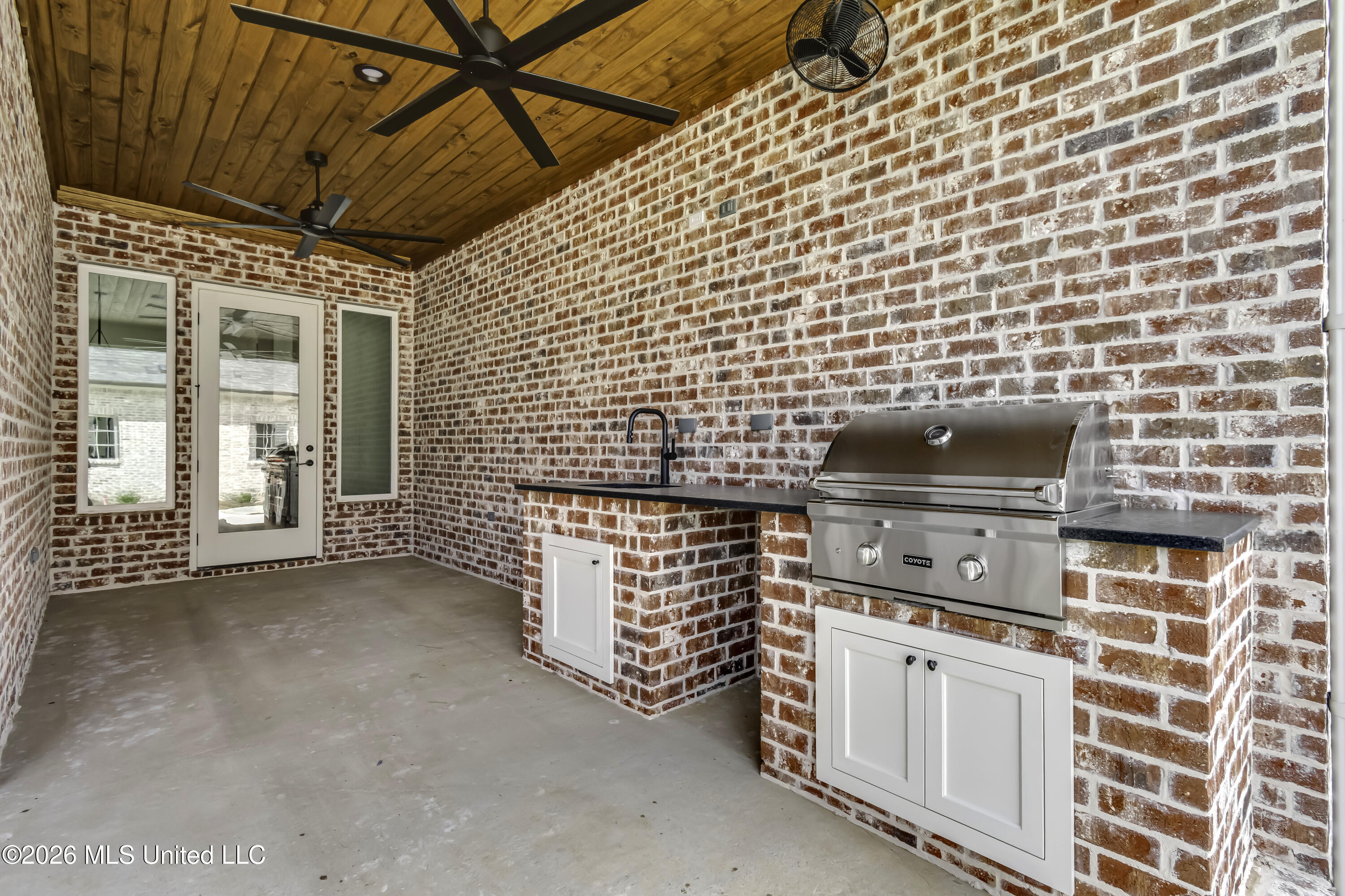 624 Big Valley Loop Property Photo 70