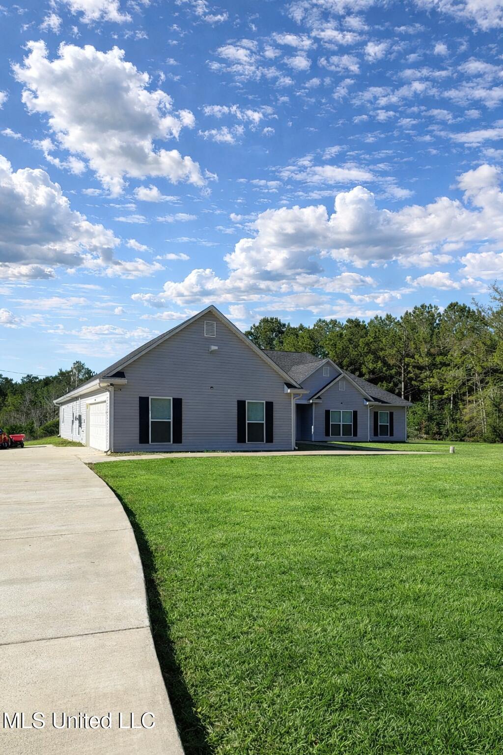 174 Hardy Williams Road Property Photo 2