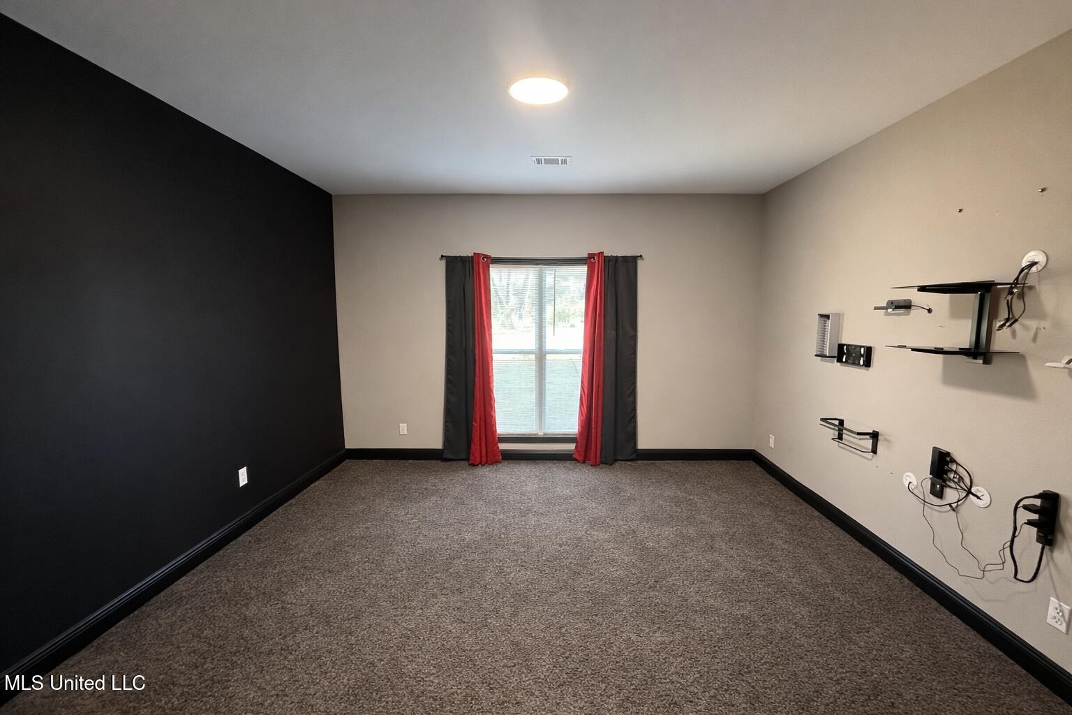 174 Hardy Williams Road Property Photo 14